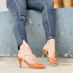 Image of Berenice Cuoio sandalo t bar open toe con tacco 8 in nappa cuoio artigianale marchigiana