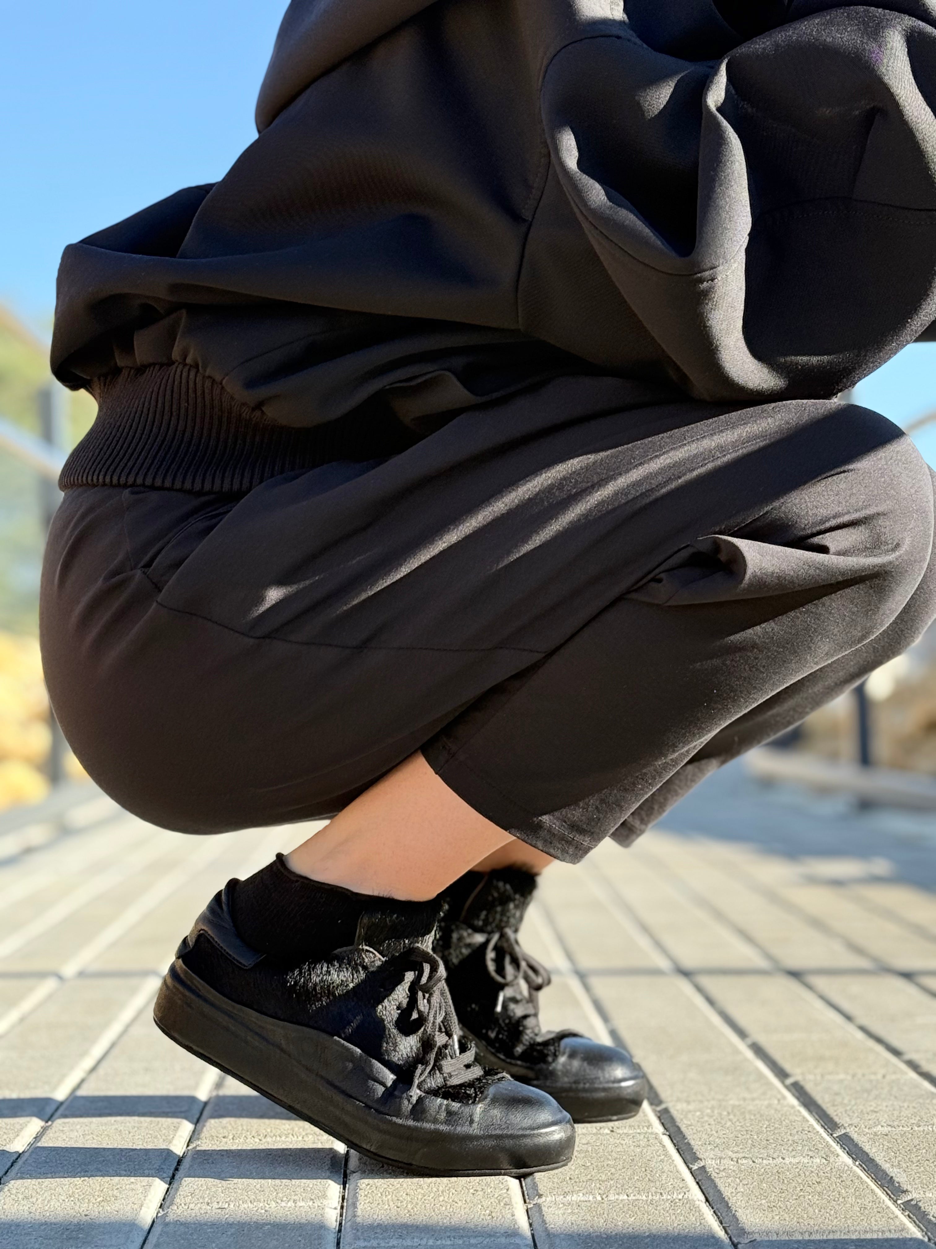 Image of Globe Black sneakers in nappa nera e cavallino nero artigianale marchigiana