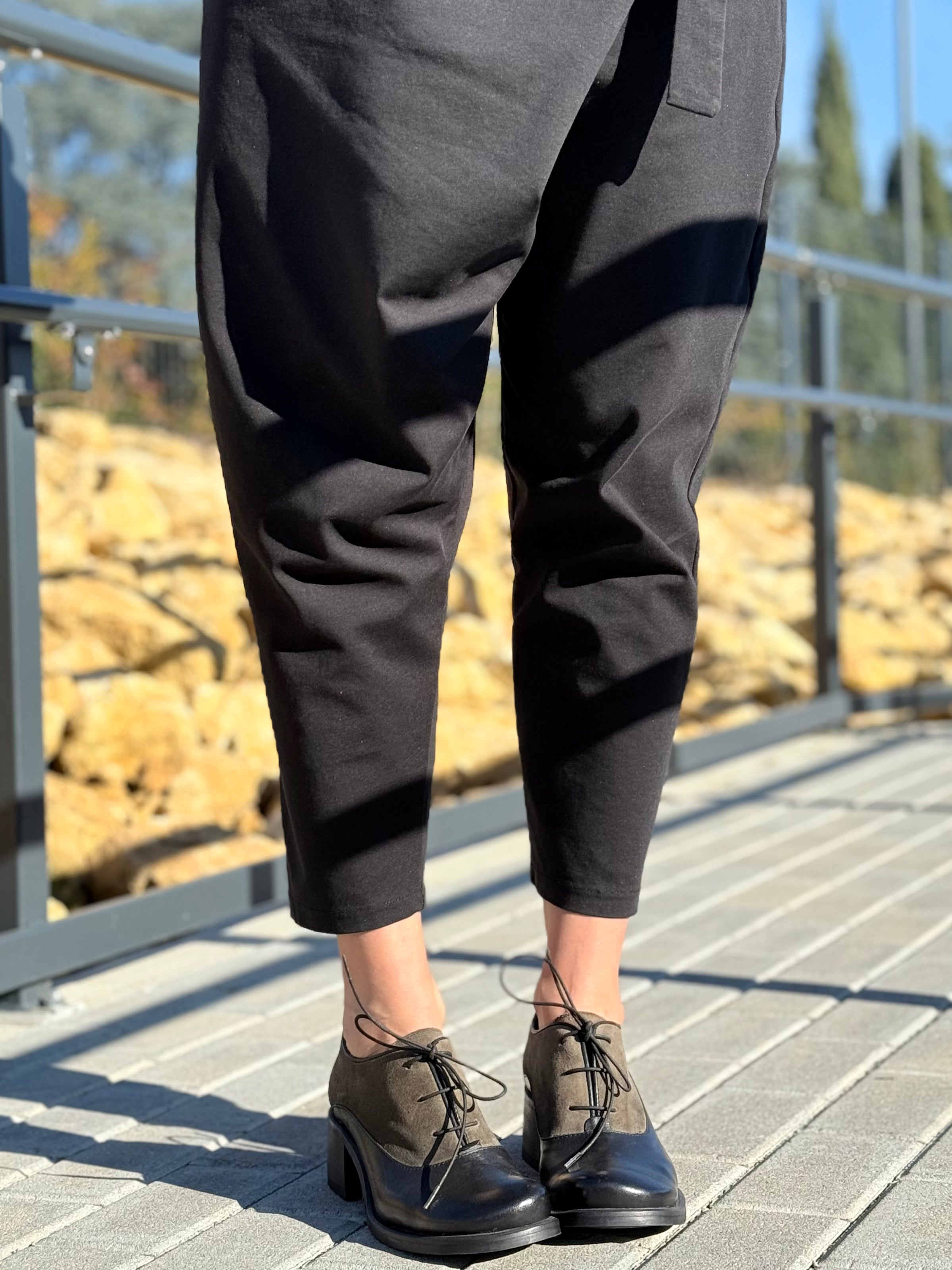 Idra Forest  francesina in nappa nera e camoscio verde muschio tacco 5 artigianale marchigiana