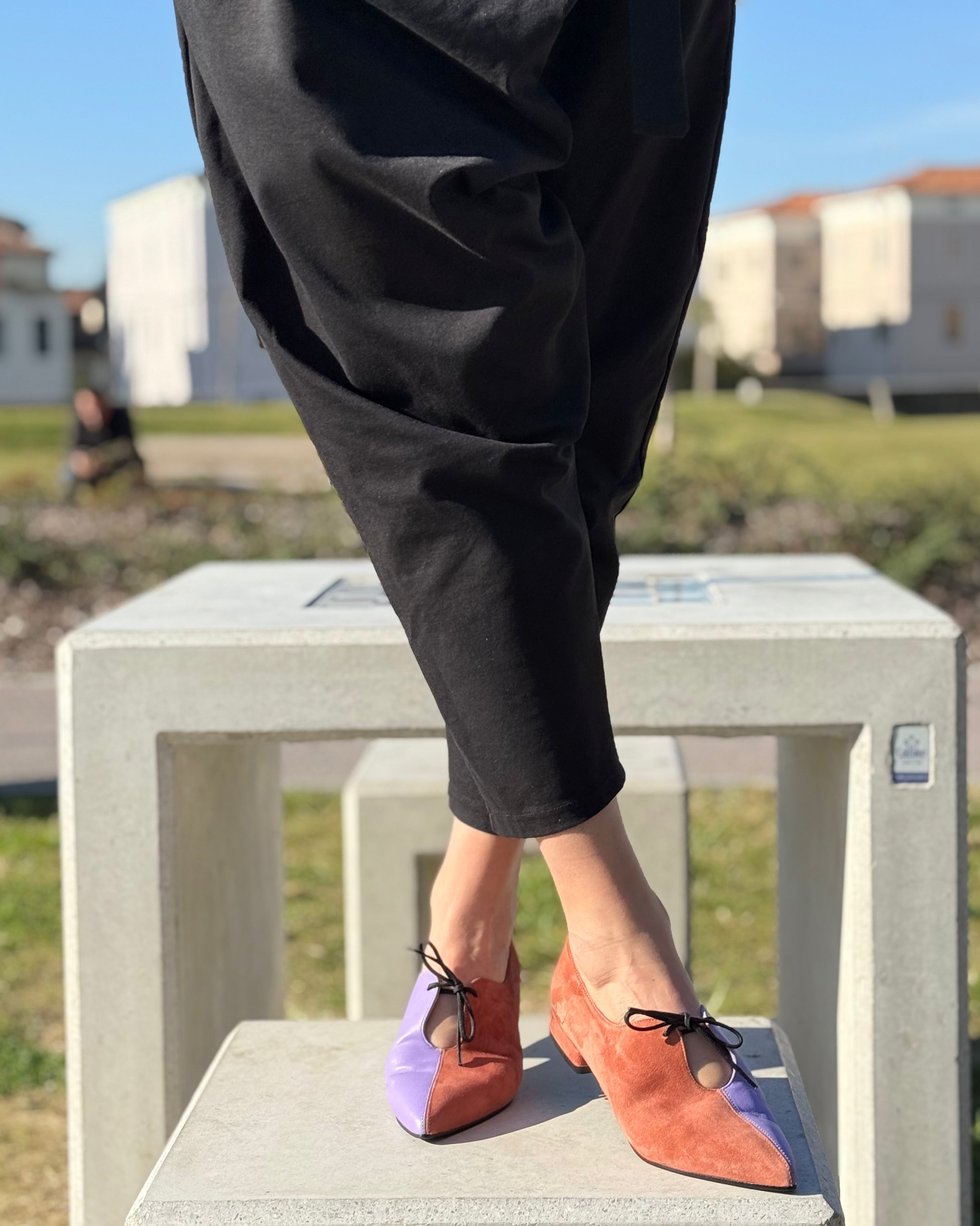 Image of Jessica Cuoio scarpina bassa in nappa glicine e camoscio cuoio artigianale pugliese