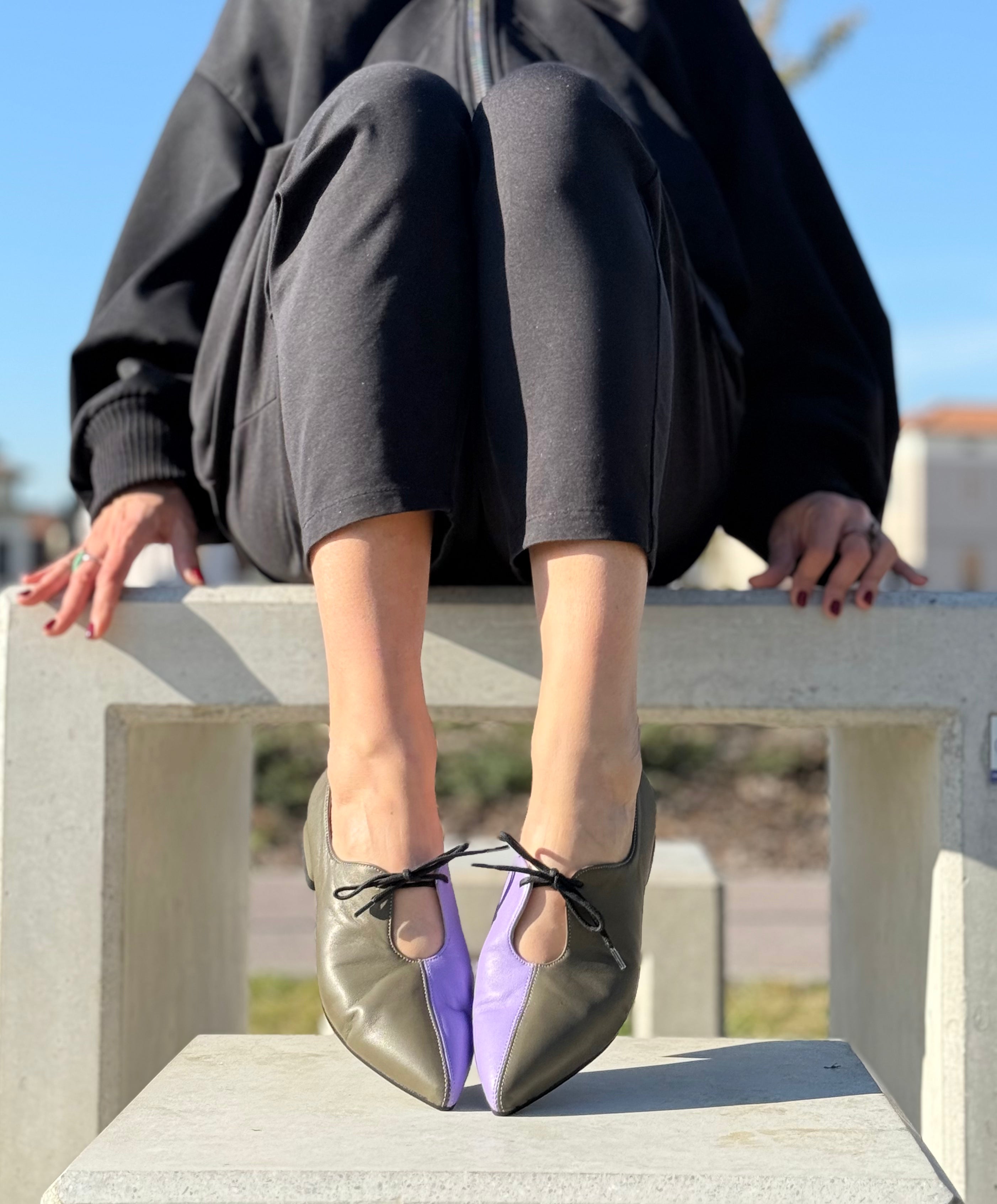 Jessica Salvia scarpina bassa in nappa glicine e malva artigianale pugliese