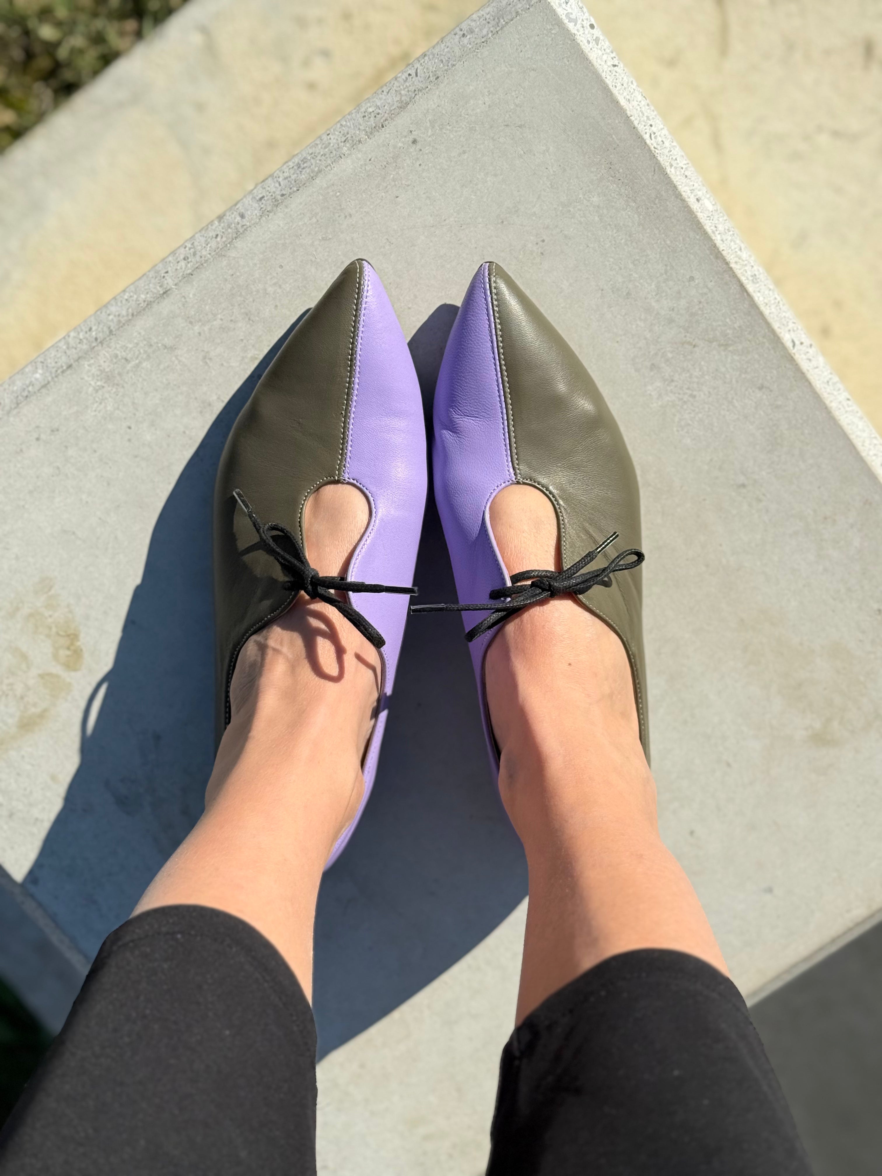 Image of Jessica Salvia scarpina bassa in nappa glicine e malva artigianale pugliese