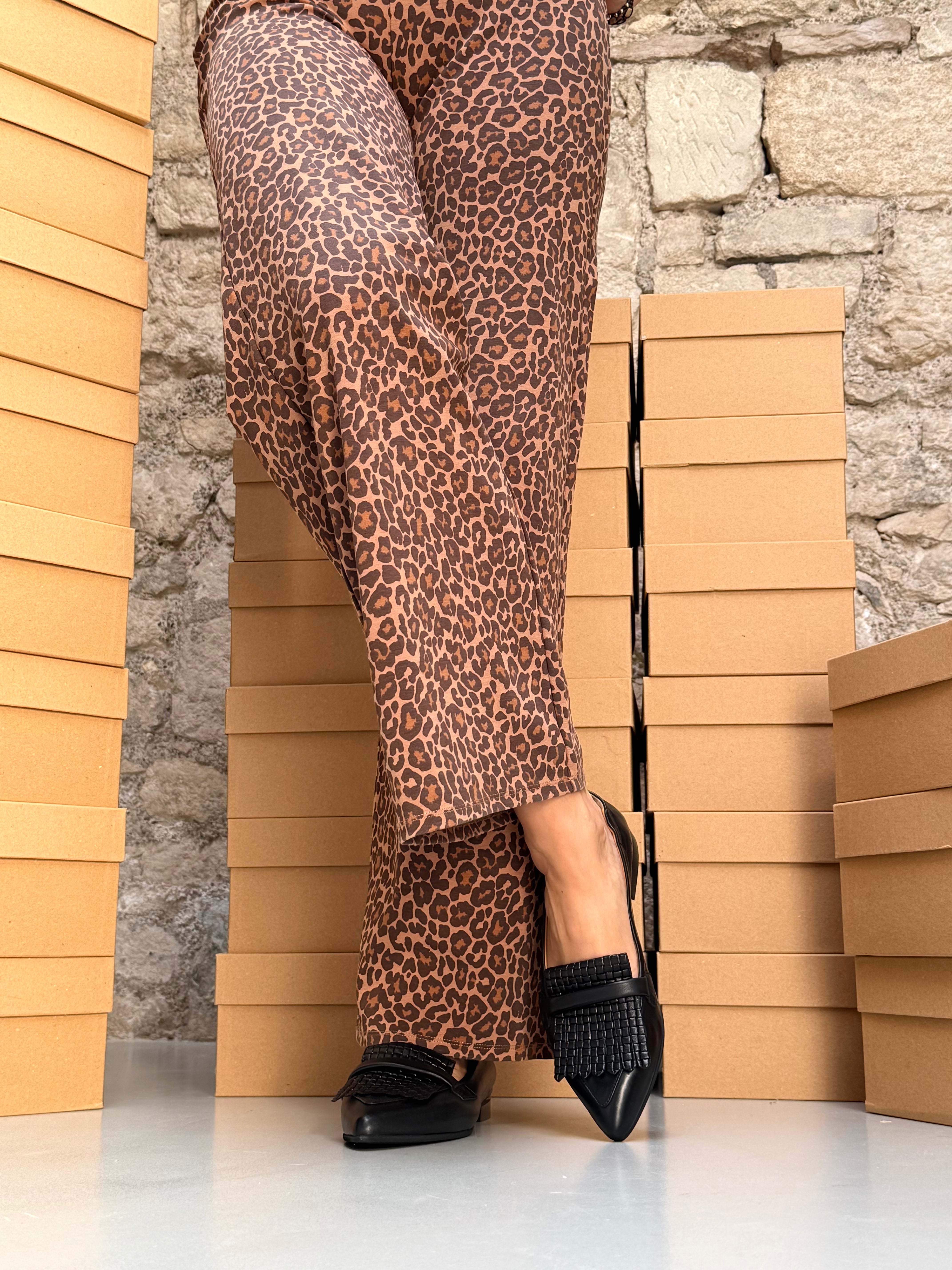 Image of Flexy Black mocassino in nappa nera tacco 2 artigianale marchigiana