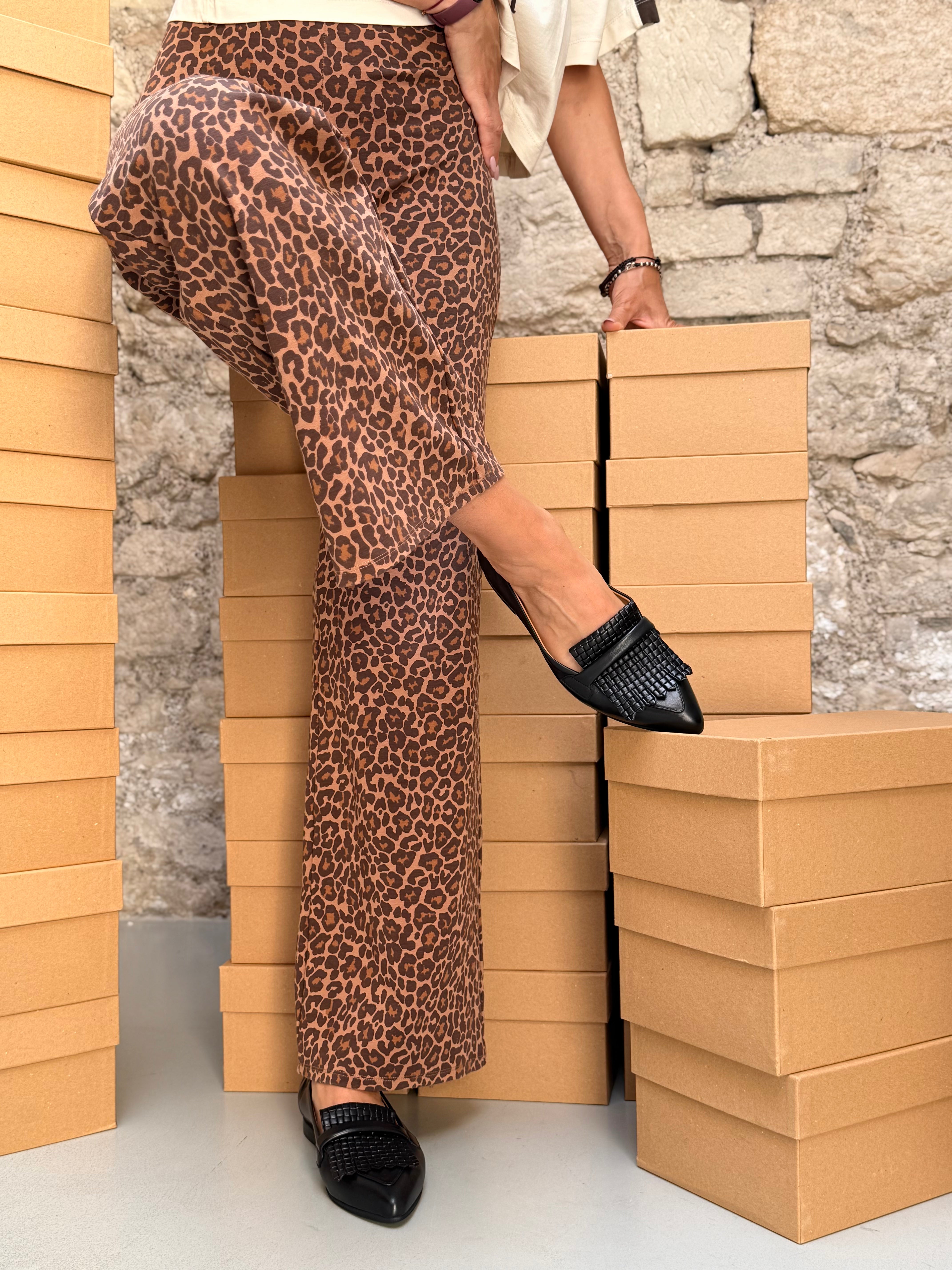 Image of Flexy Black mocassino in nappa nera tacco 2 artigianale marchigiana
