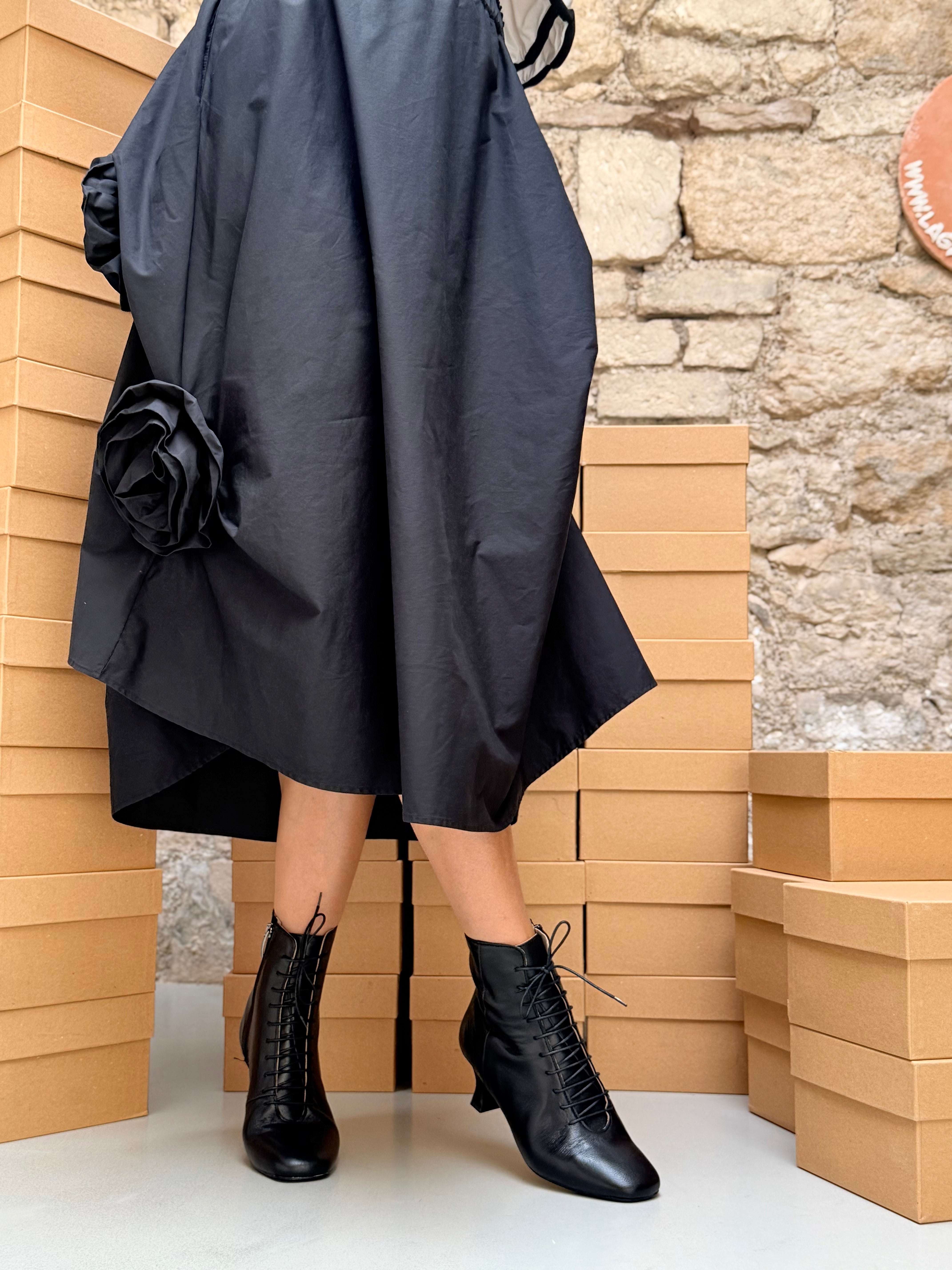 Image of Cancan Black tronchetto in nappa nera tacco 5.5 artigianale pugliese
