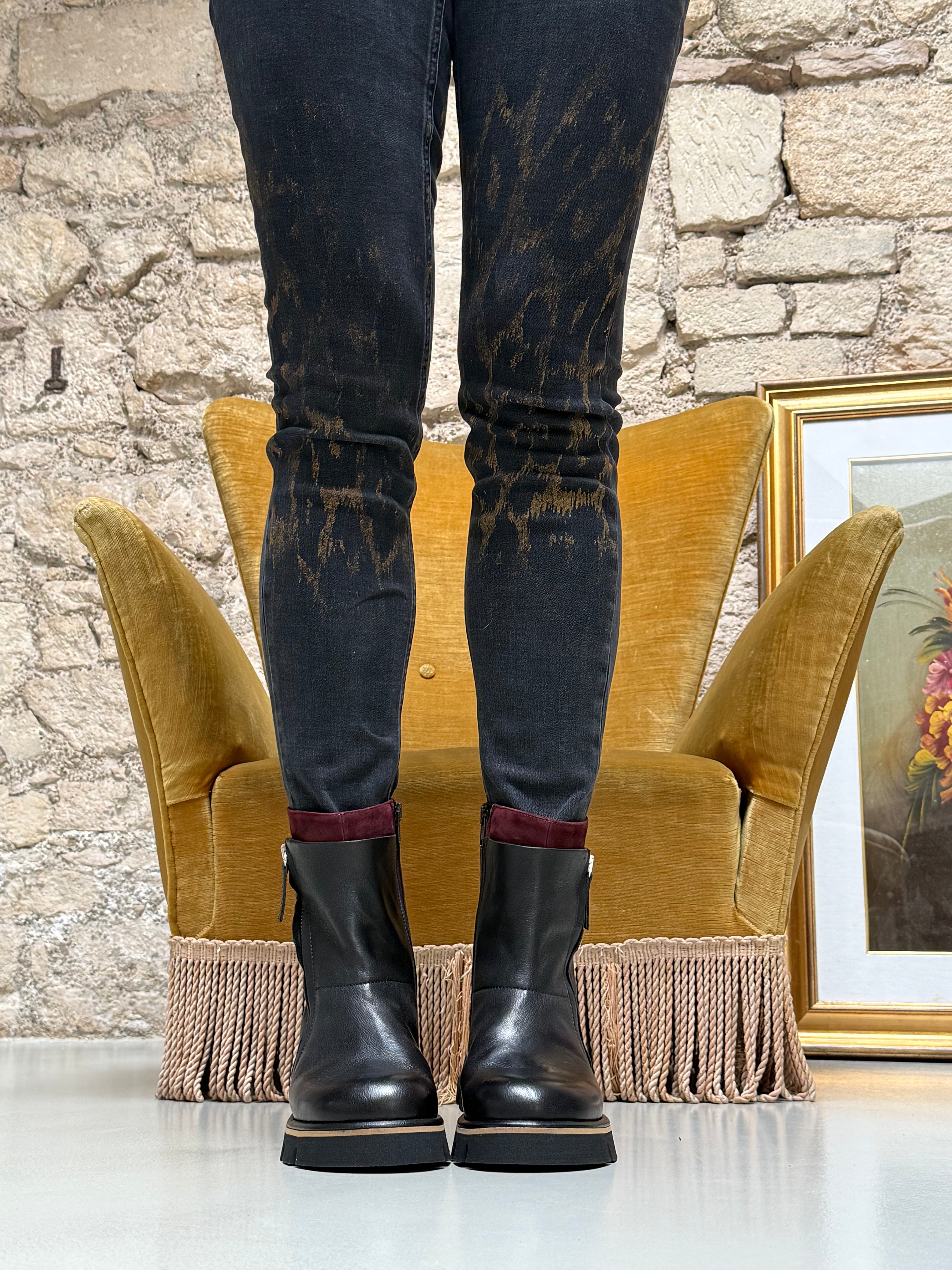 Image of Jhonny Black stivaletto in nappa nera suola da 3.5 cm artigianale marchigiana