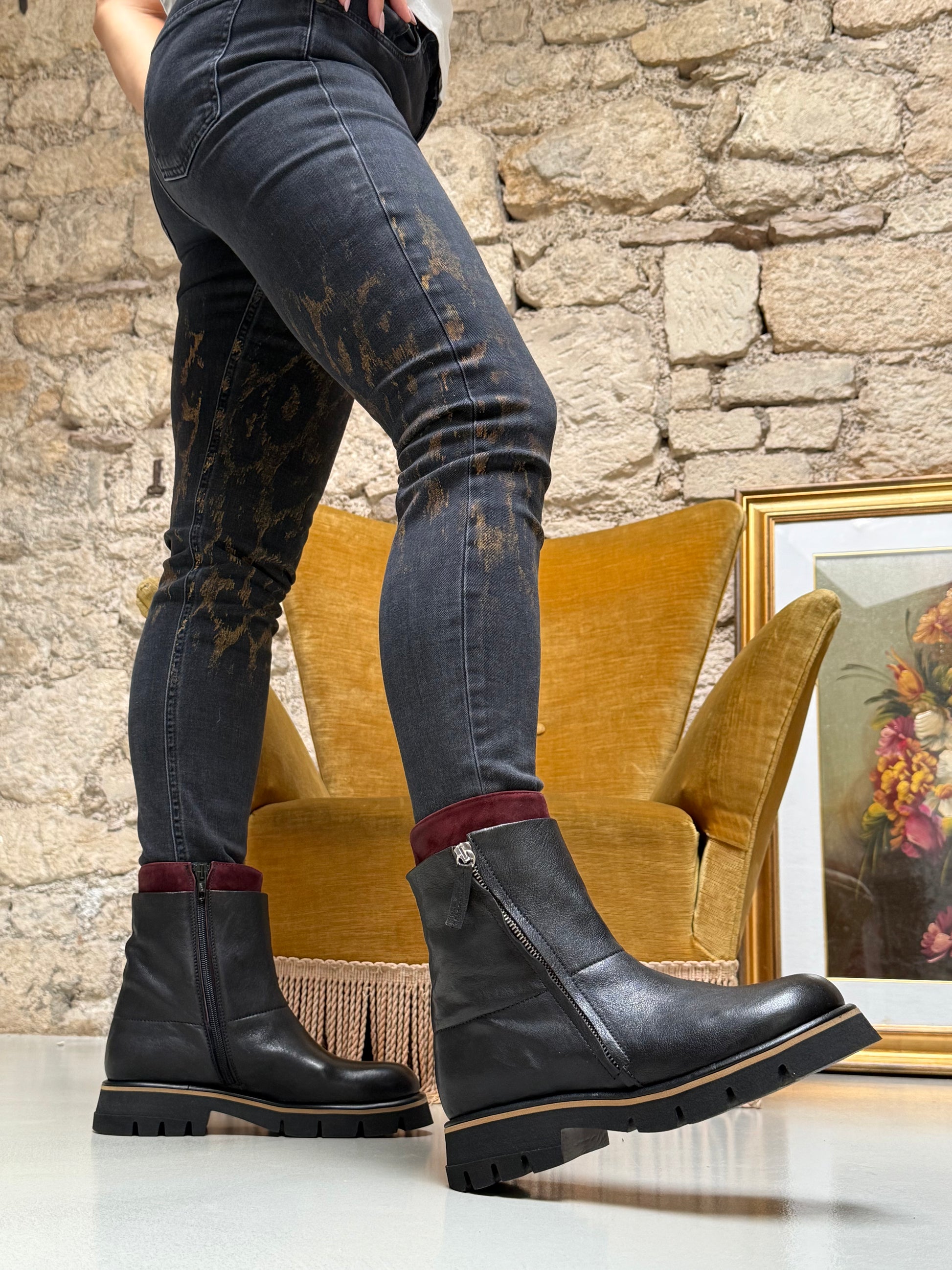 Jhonny Black stivaletto in nappa nera suola da 3.5 cm artigianale marchigiana