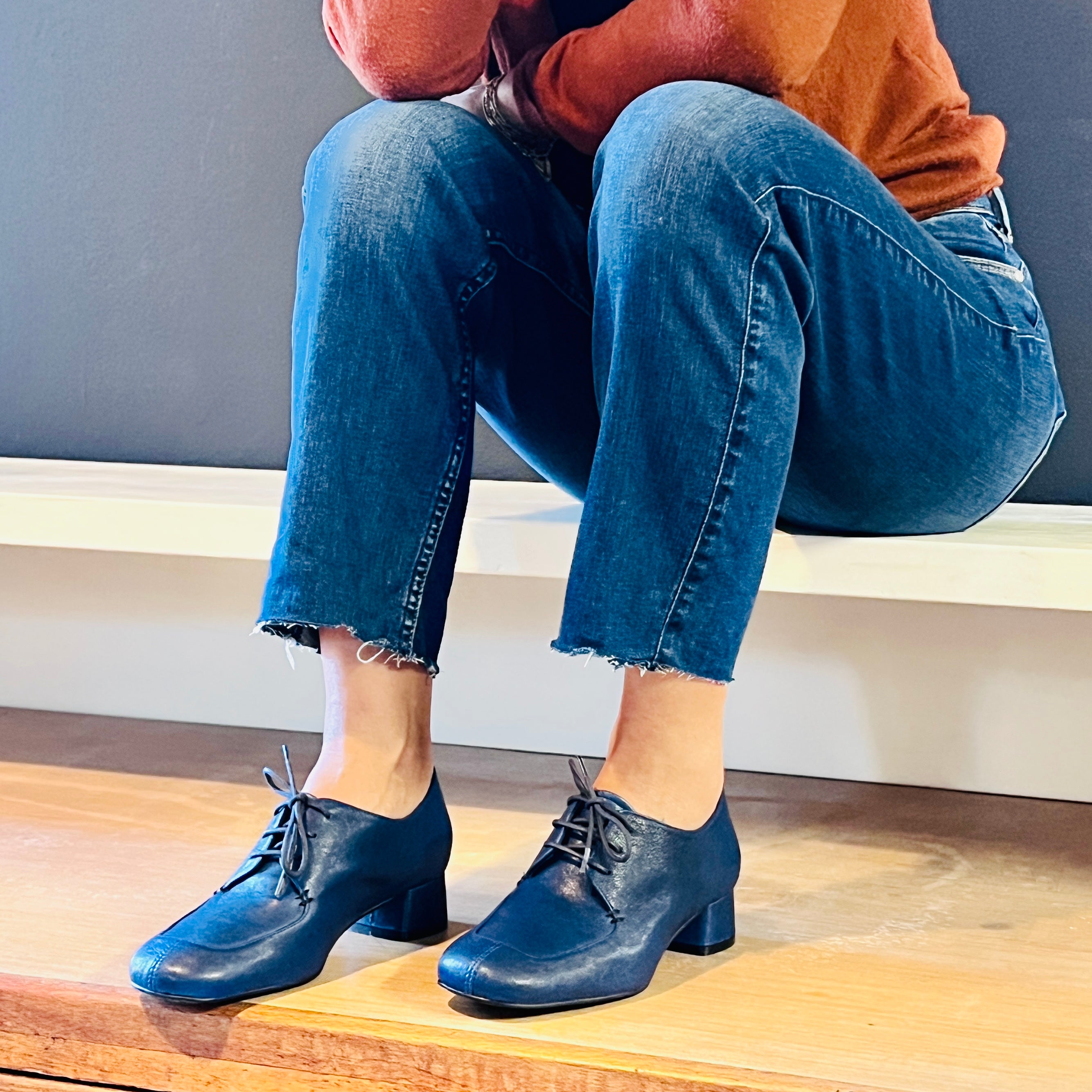 Manzoni Blu