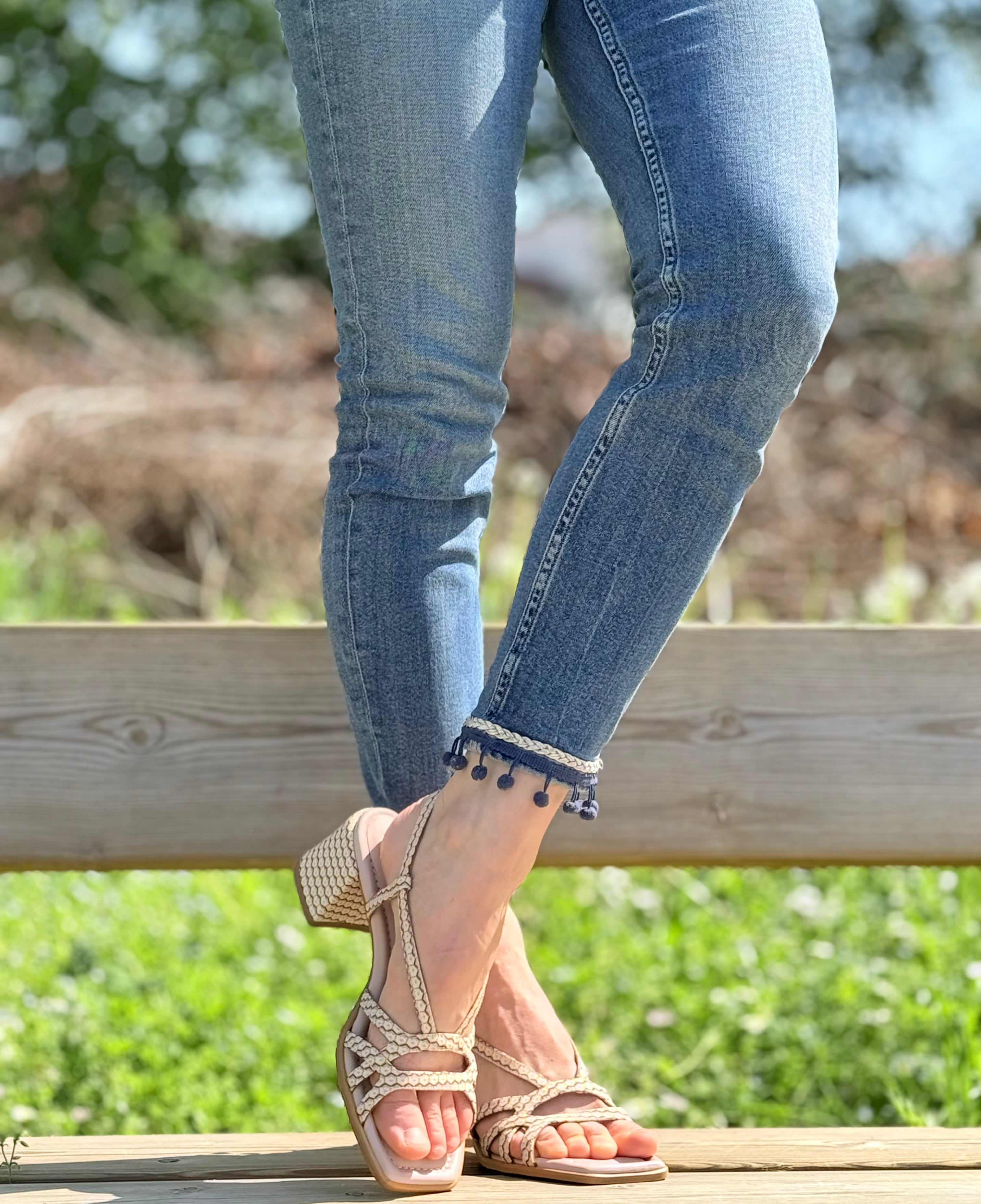 Image of Diaz Crema sandalo in tessuto stampato crema tacco 6 cm artigianale Lagattaconglistivali