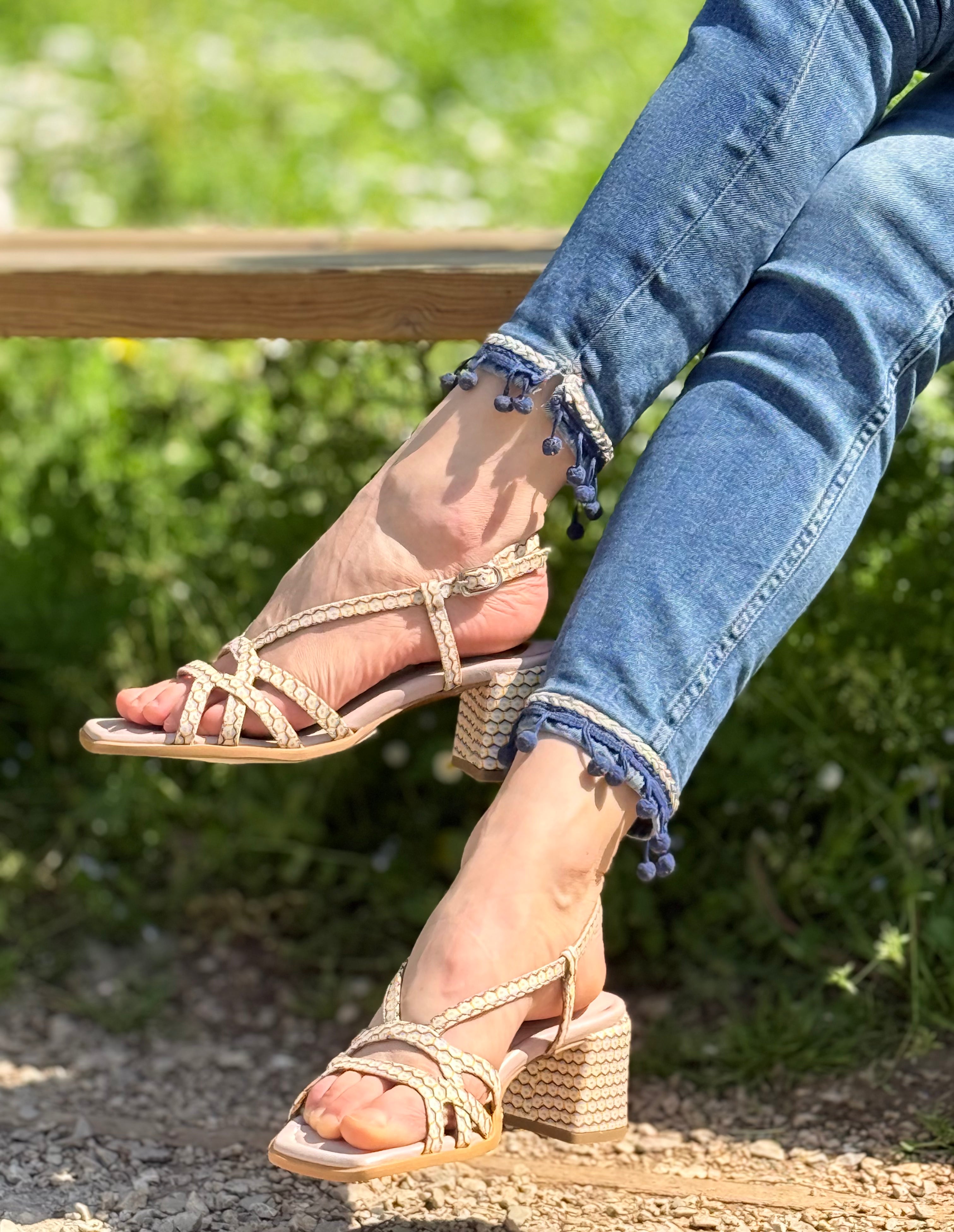 La Gatta Con Gli Stivali