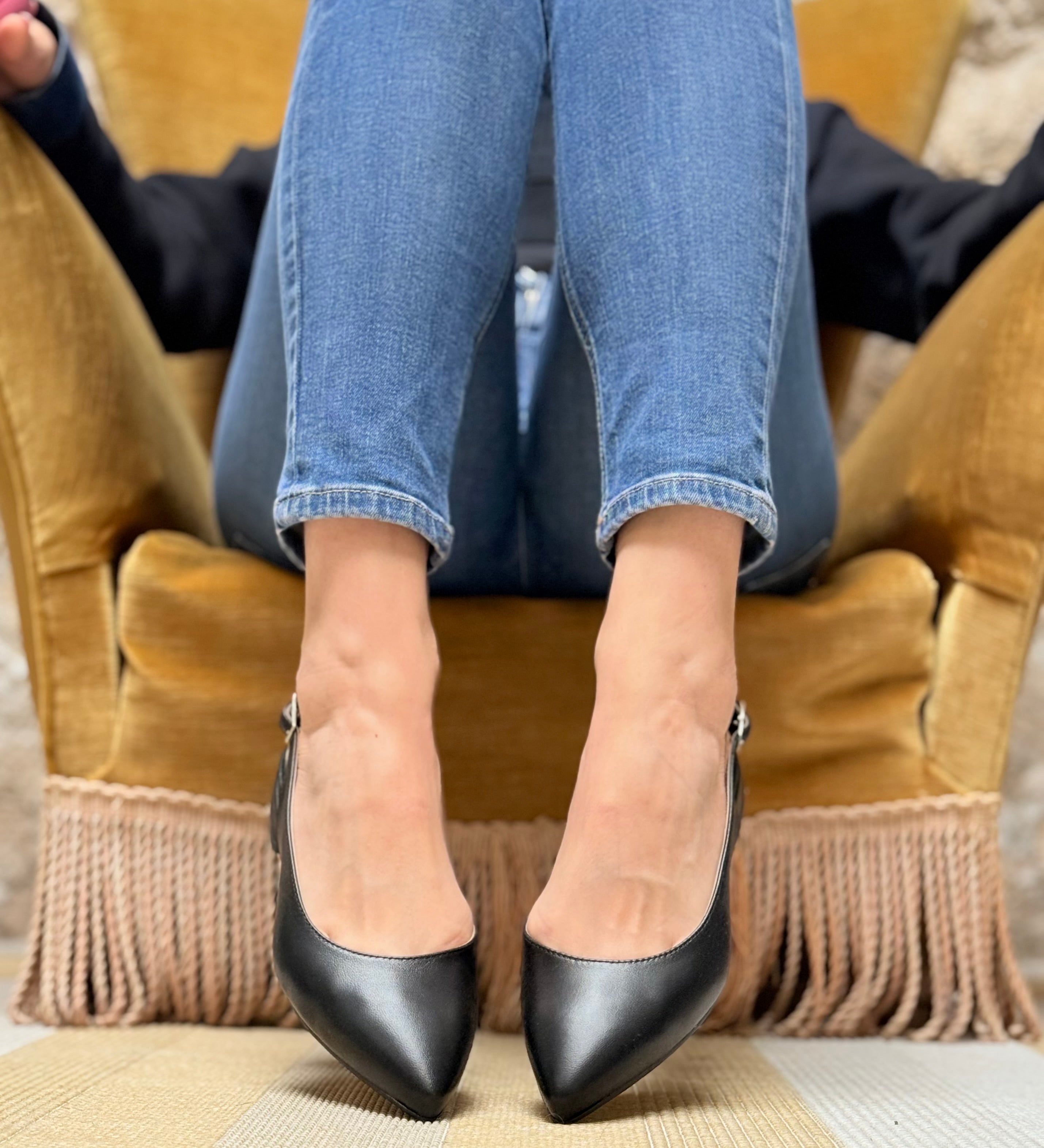 Jet Black ballerina chanel in nappa nera con tacco 2 cm. artigianale pugliese