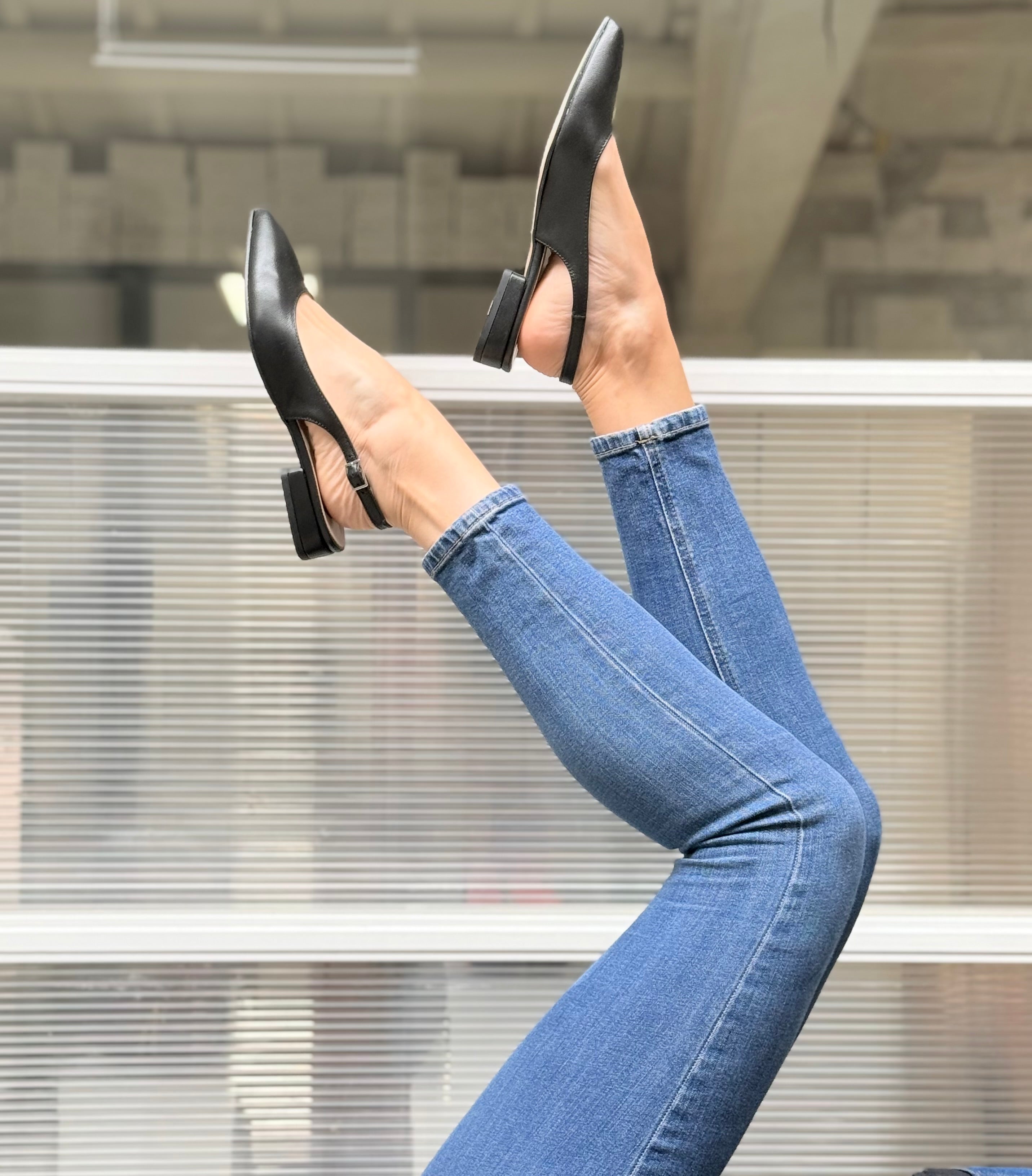 Jet Black ballerina chanel in nappa nera con tacco 2 cm. artigianale pugliese