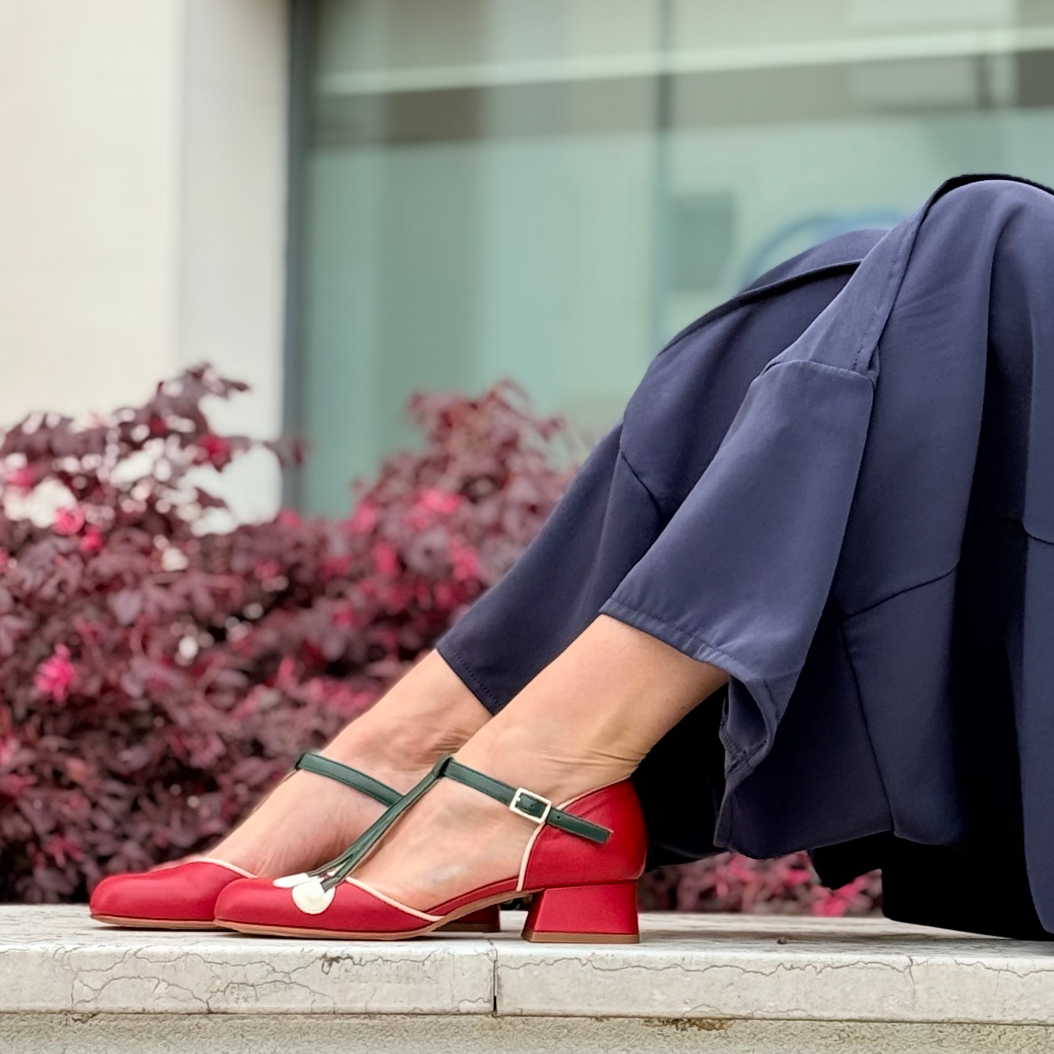 Image of Maraska Red d'orsay in nappa rossa aperta ai lati tacco 3 cm artigianale marchigiana