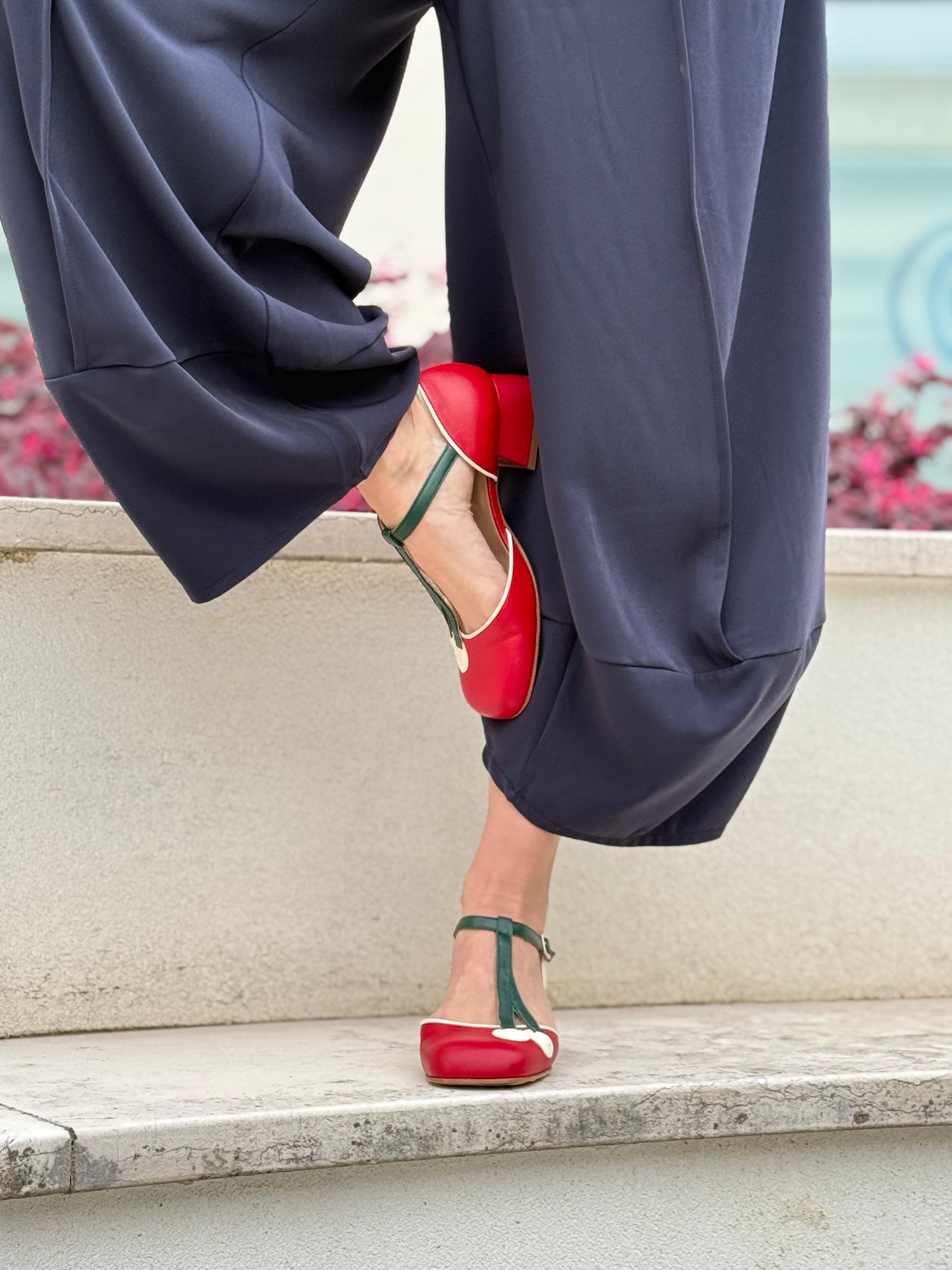 Image of Maraska Red d'orsay in nappa rossa aperta ai lati tacco 3 cm artigianale marchigiana