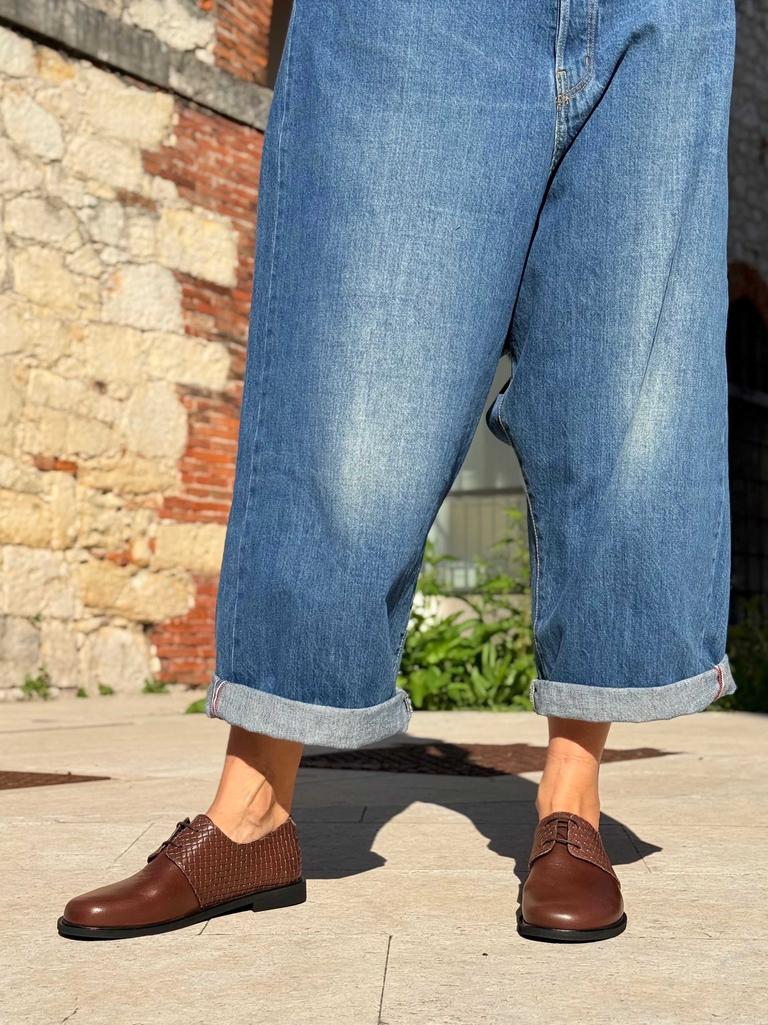 Image of Bologna Brown allacciata bassa in nappa marrone tacco 1.5 artigianale marchigiana