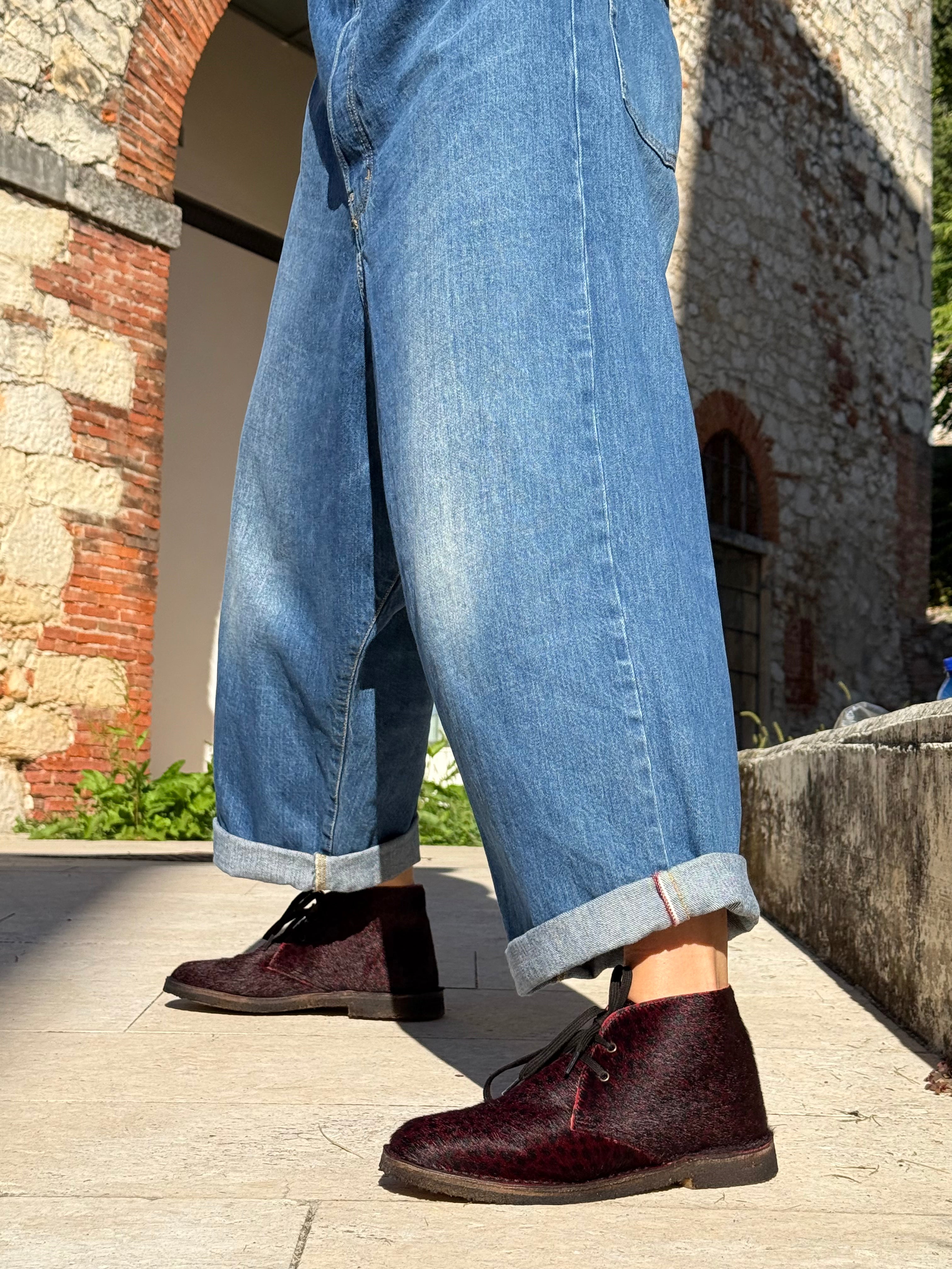 Image of Vibrisse Pony Bordeaux stringata in cavallino artigianale pugliese