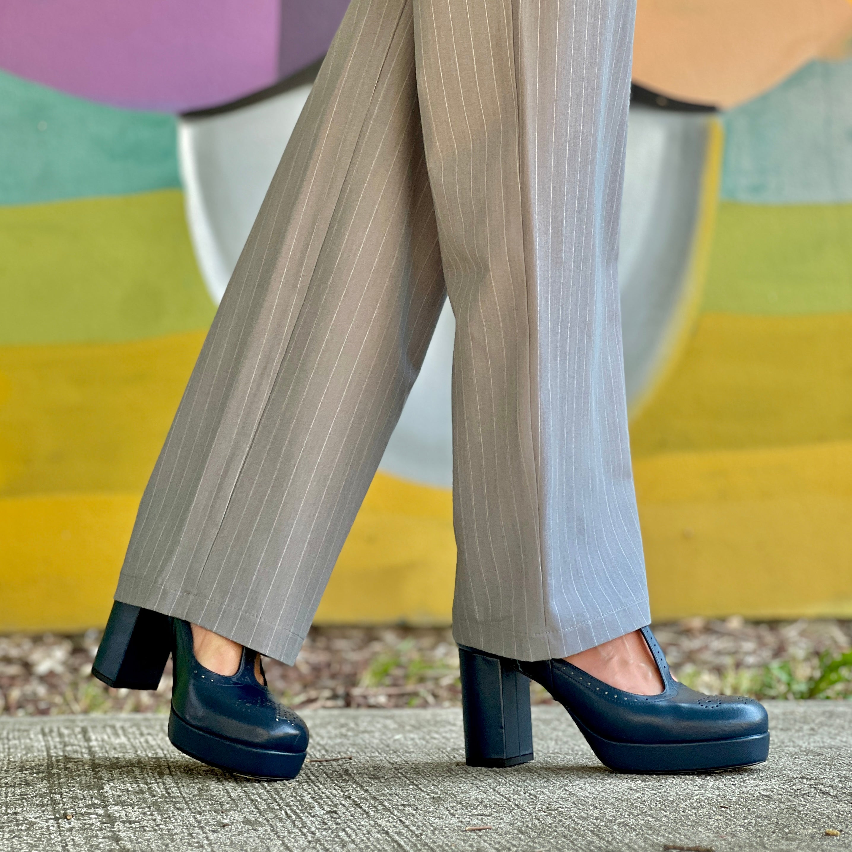 Image of Hanna Blue t bar con plateau e tacco in nappa blu tacco 8 cm artigianale Lagattaconglistivali