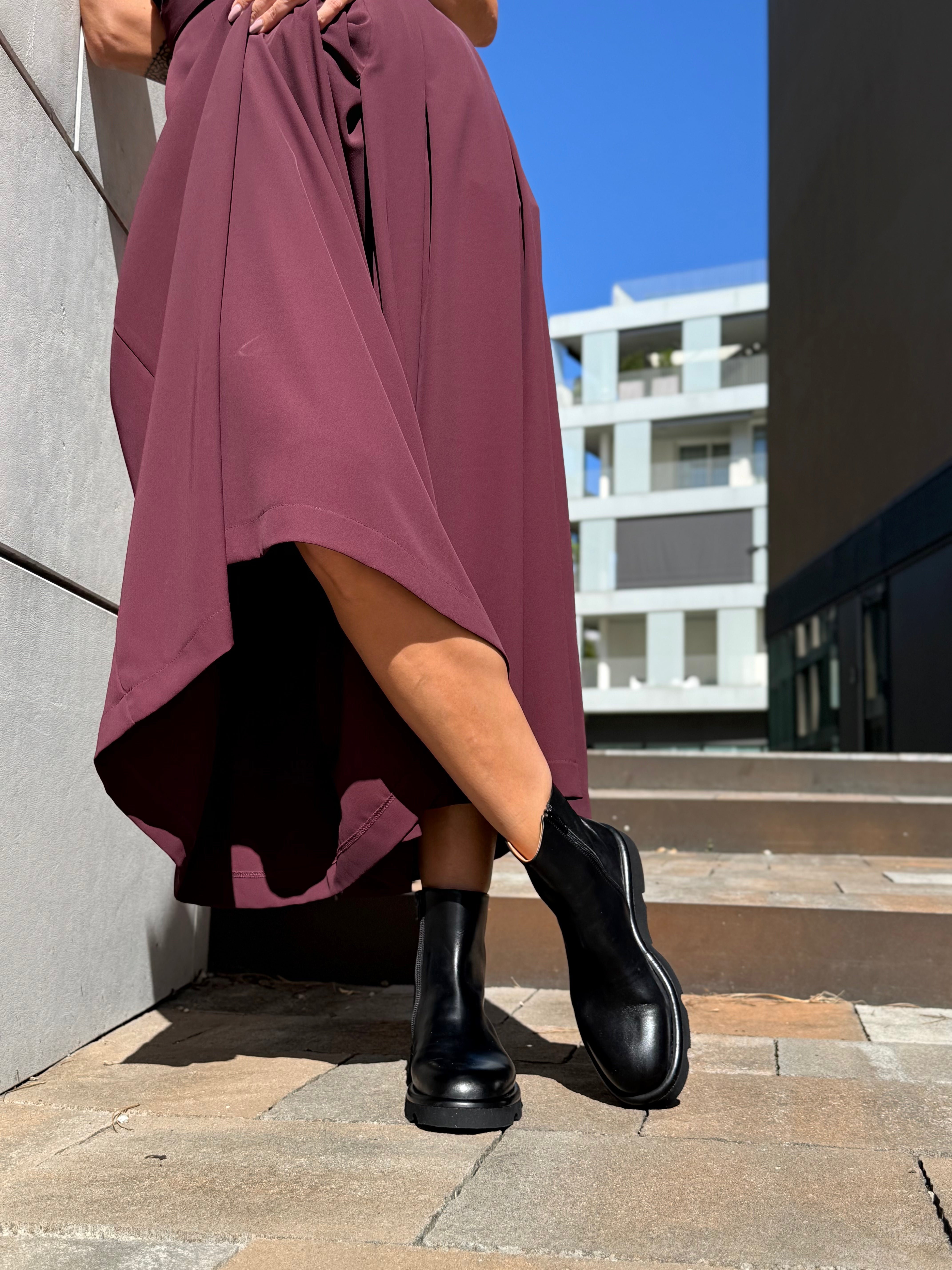 Image of Slalom Black stivaletto in nappa nera lav. artigianale marchigiana