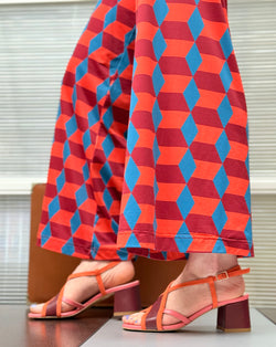 Image of Vivi Orange sandalo in nappa bordeaux e camoscio arancio tacco 6.5 lavorazione pugliese