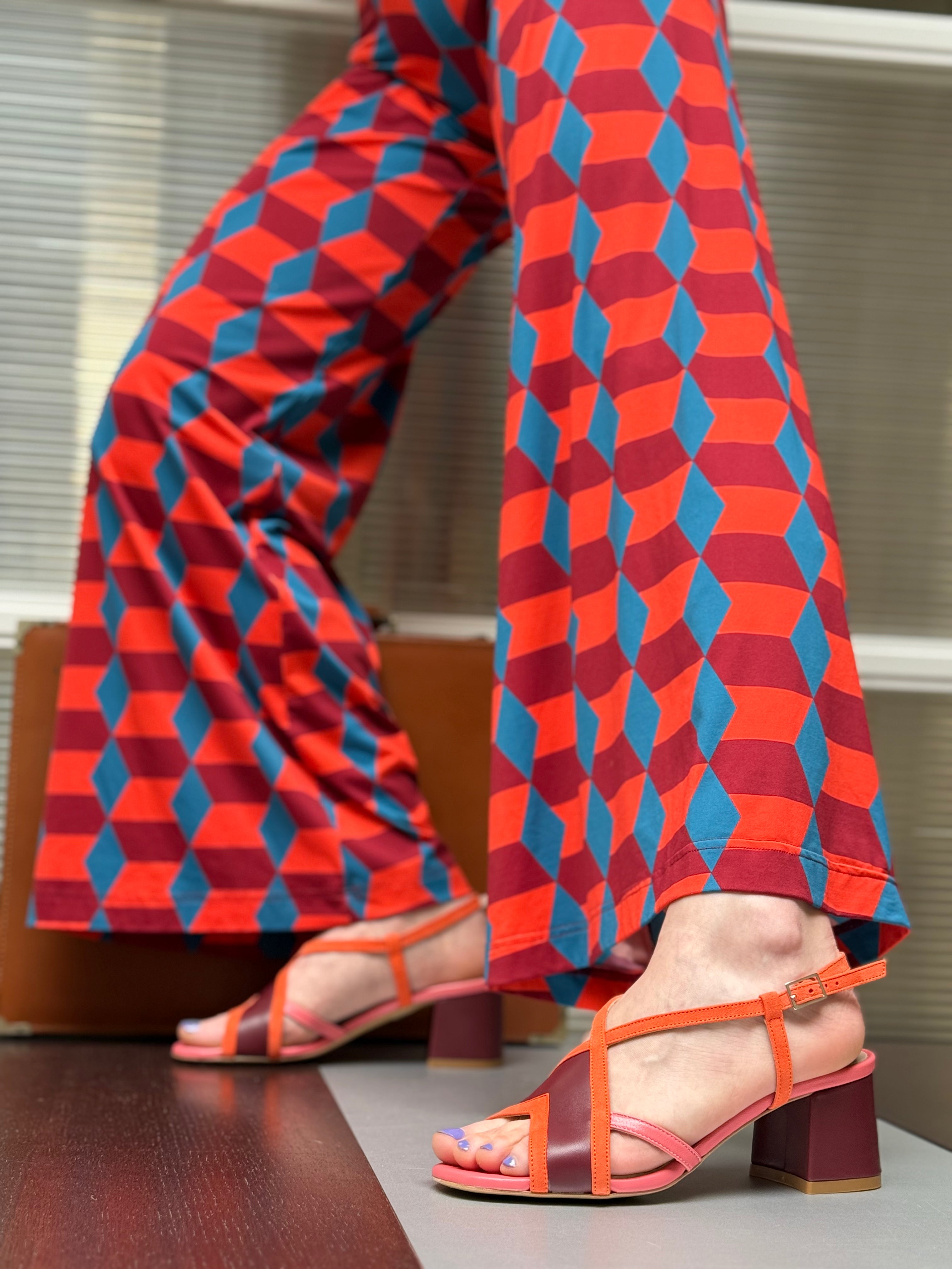 Vivi Orange sandalo in nappa bordeaux e camoscio arancio tacco 6.5 lavorazione pugliese