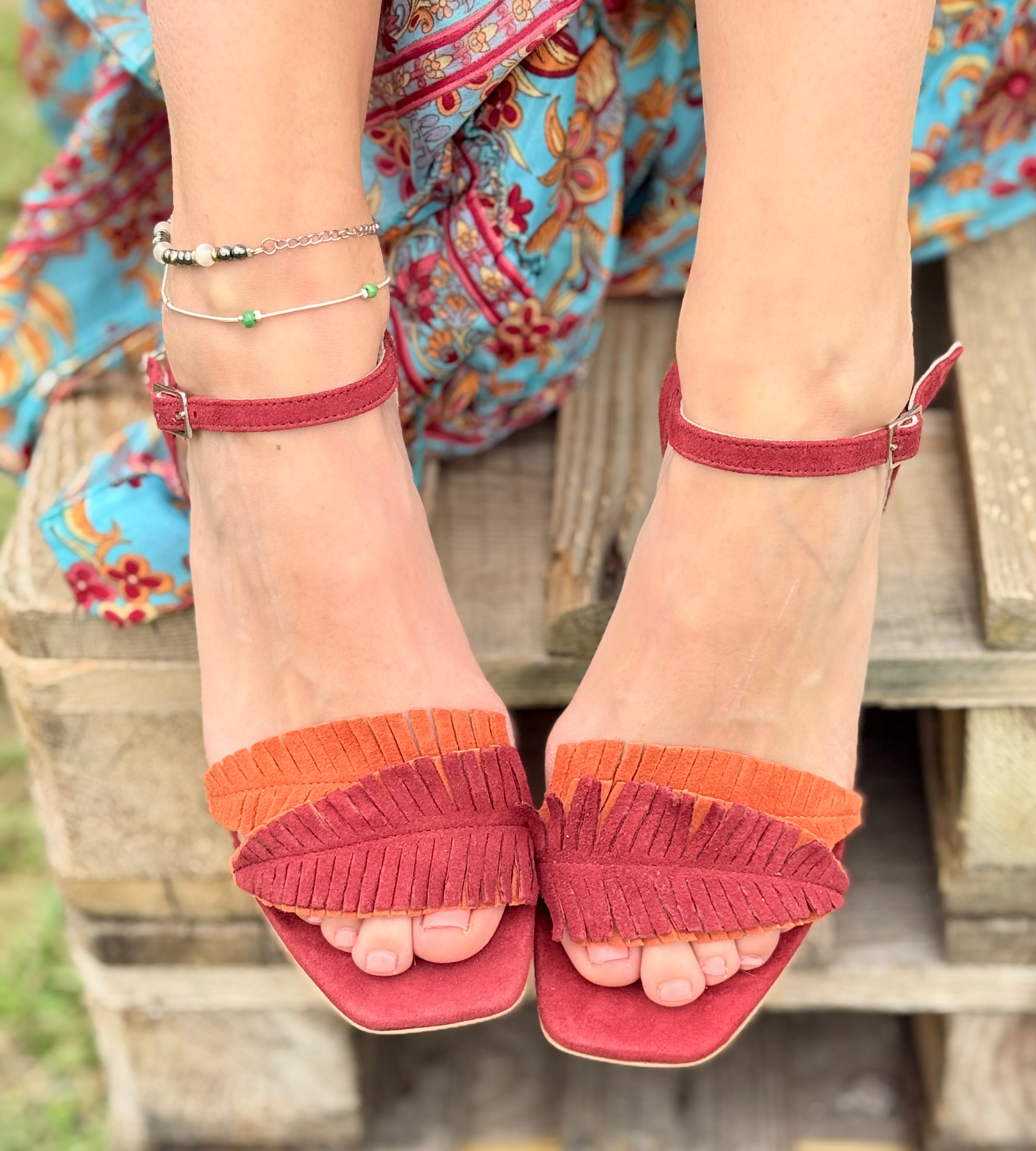 Image of Apache Brick sandalo in camoscio tacco 8 cm artigianale pugliese