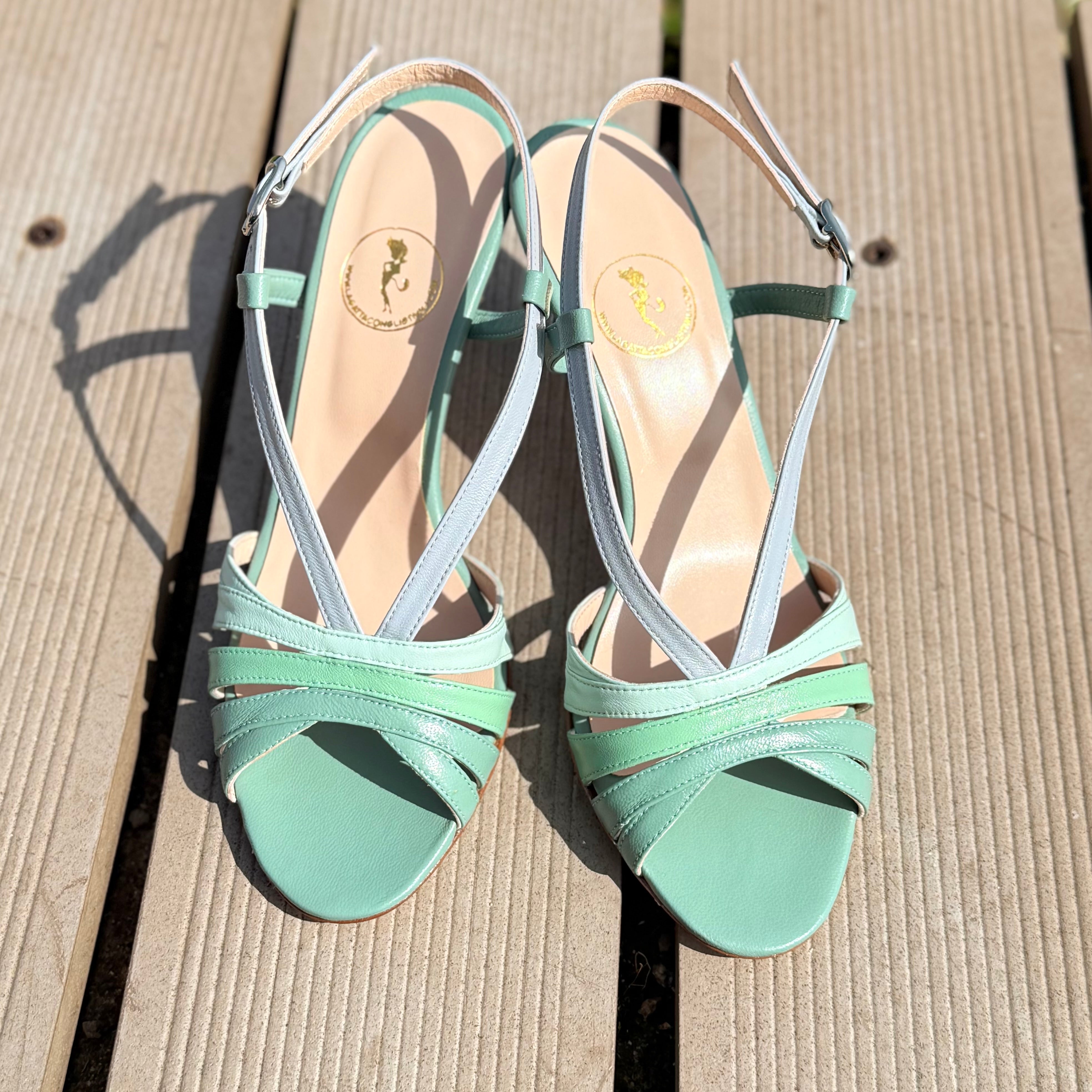 Image of Penta Ocean sandalo chanel in nappa azzurra tacco 7 artigianale toscana