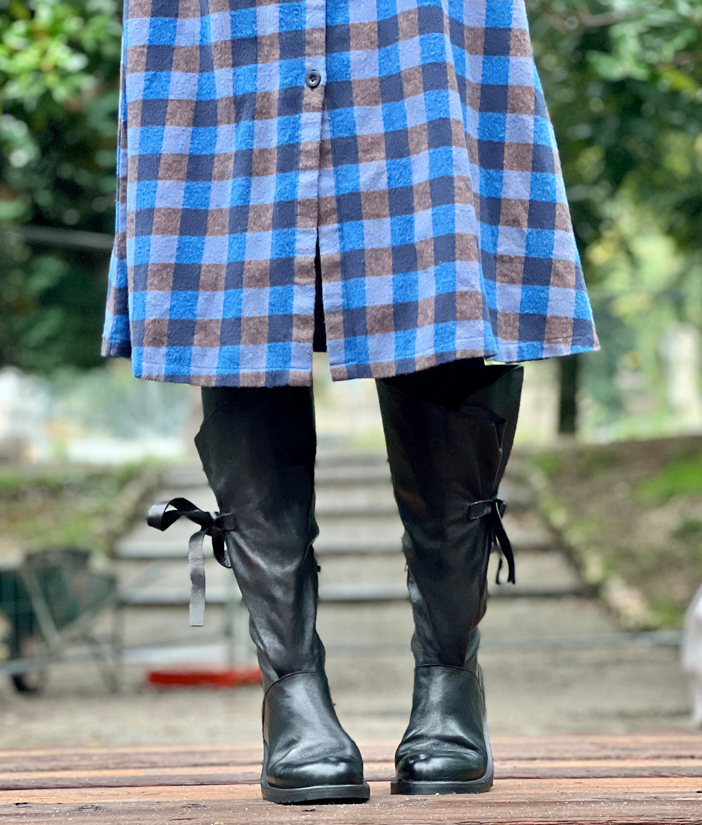 Image of Berlino Black stivale nero con gambale regolabile in pelle artigianale marchigiano