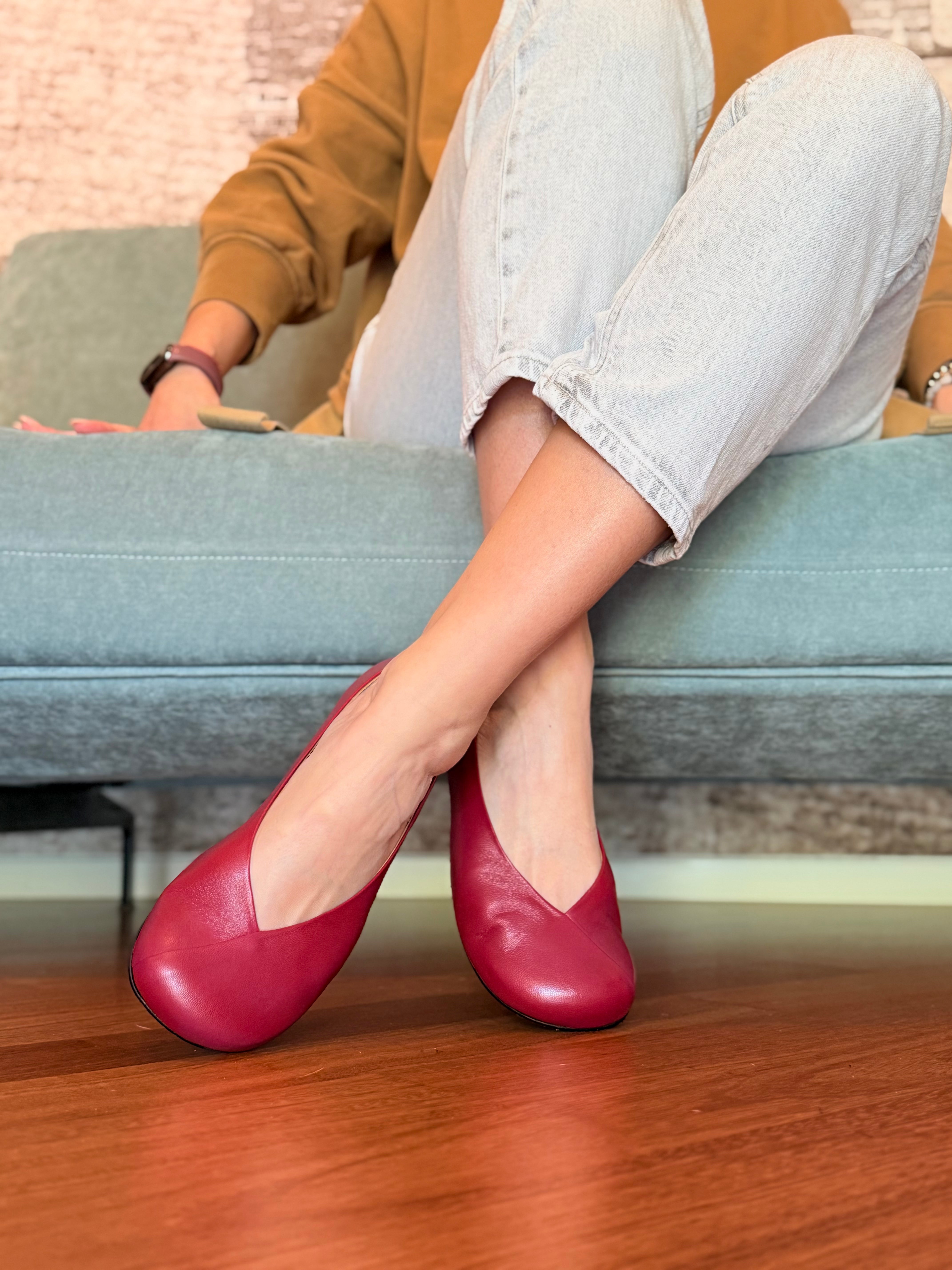 Image of Babu Cherry ballerina in nappa ciliegia tacco 1.5 artigianale