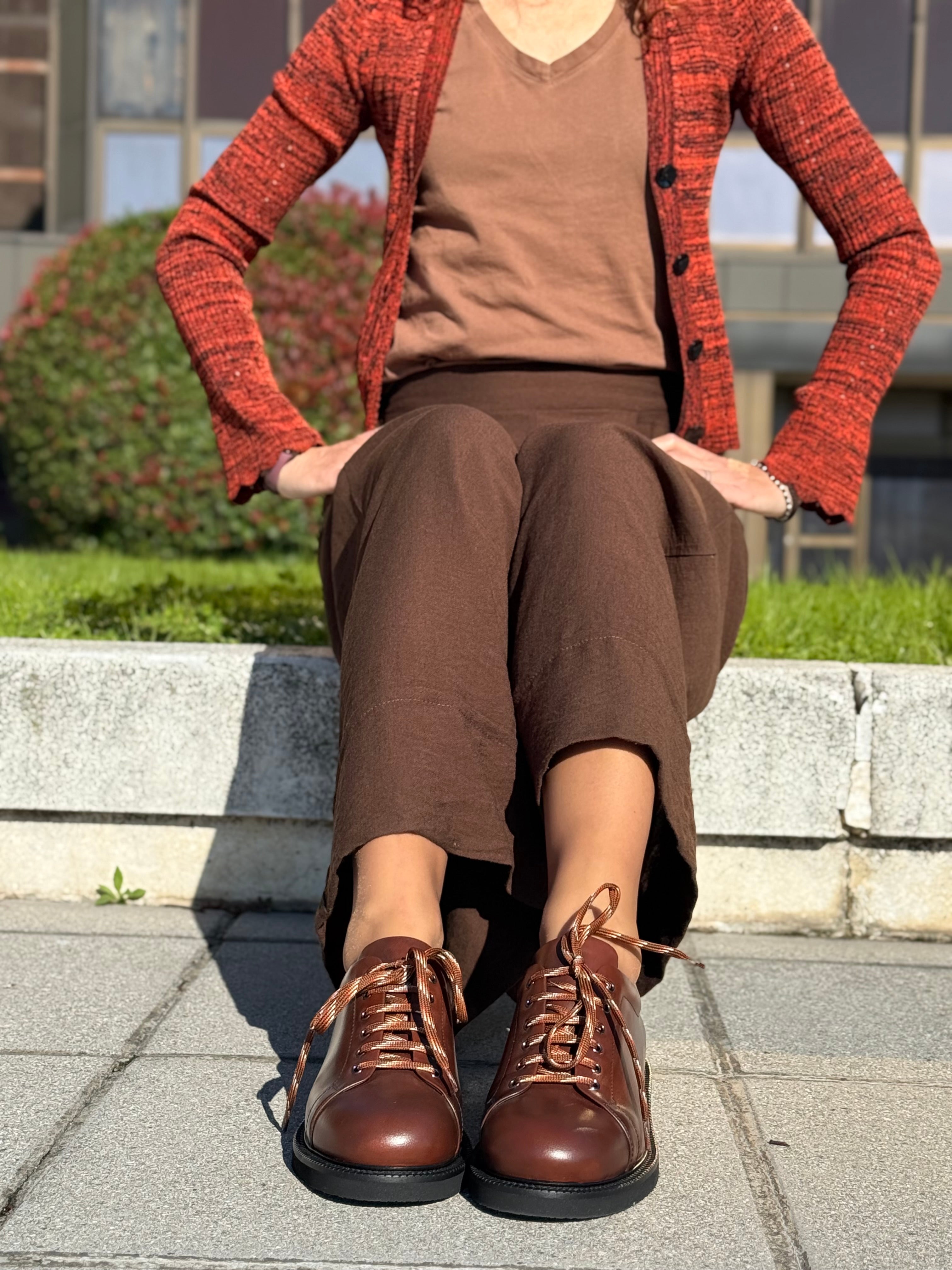 Image of Odle Brown scarpa bassa allacciata in pelle marrone artigianale marchigiana