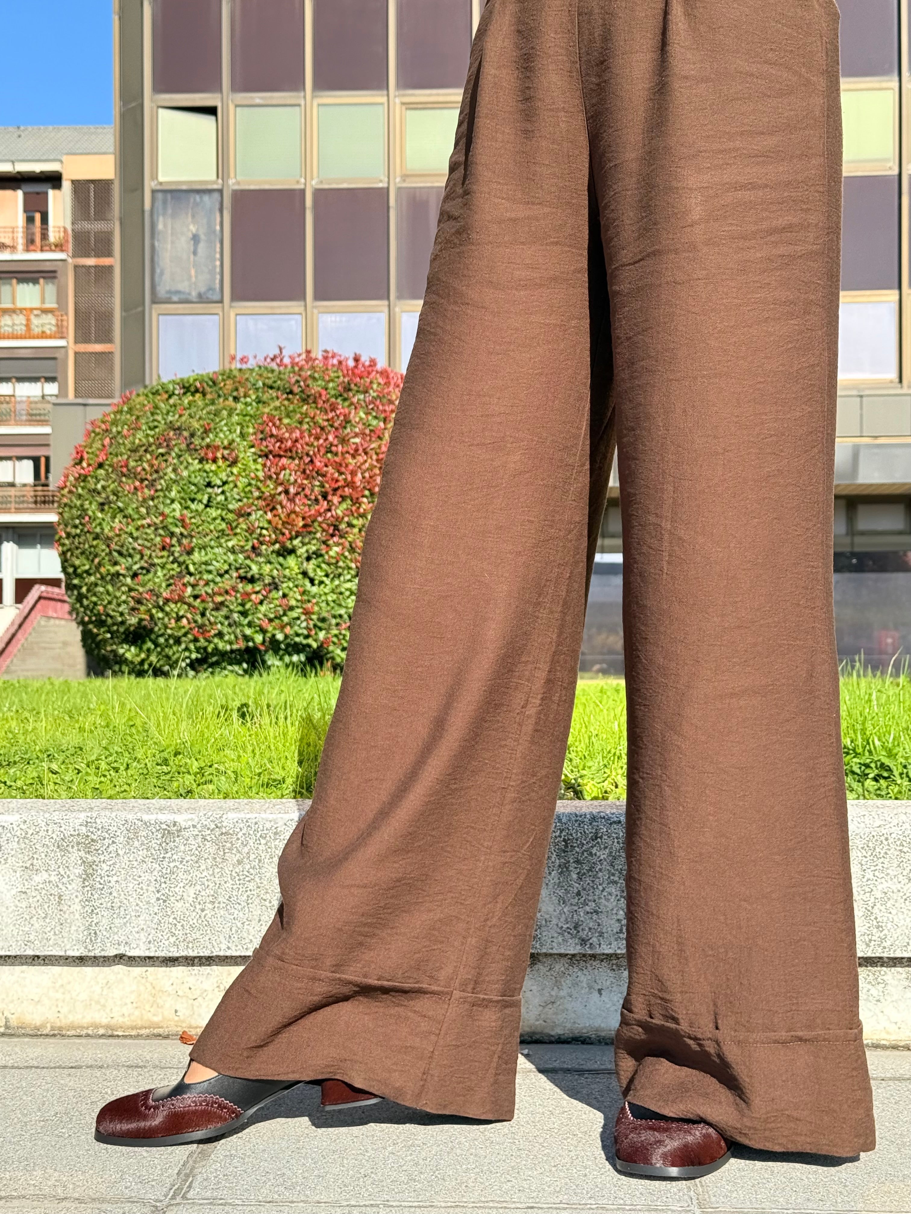 Image of Colette Pony bordò scarpina bassa t-bar in nappa nera e cavallino bordeaux tacco 4 lavorazione marchigiana