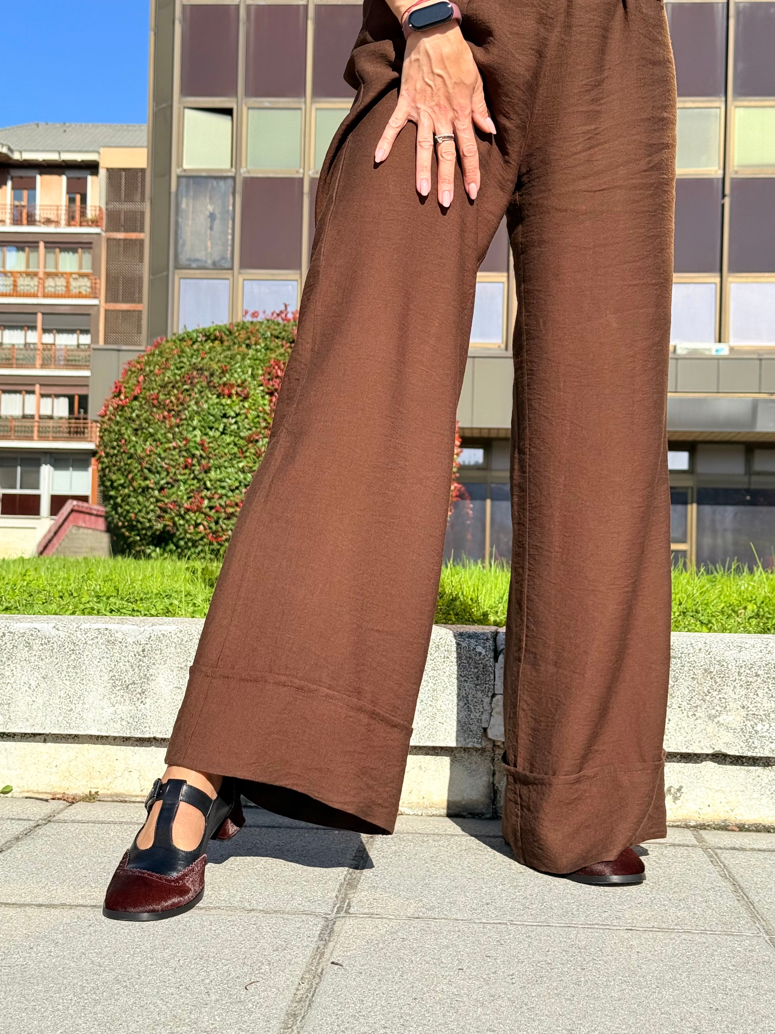 Image of Colette Pony bordò scarpina bassa t-bar in nappa nera e cavallino bordeaux tacco 4 lavorazione marchigiana