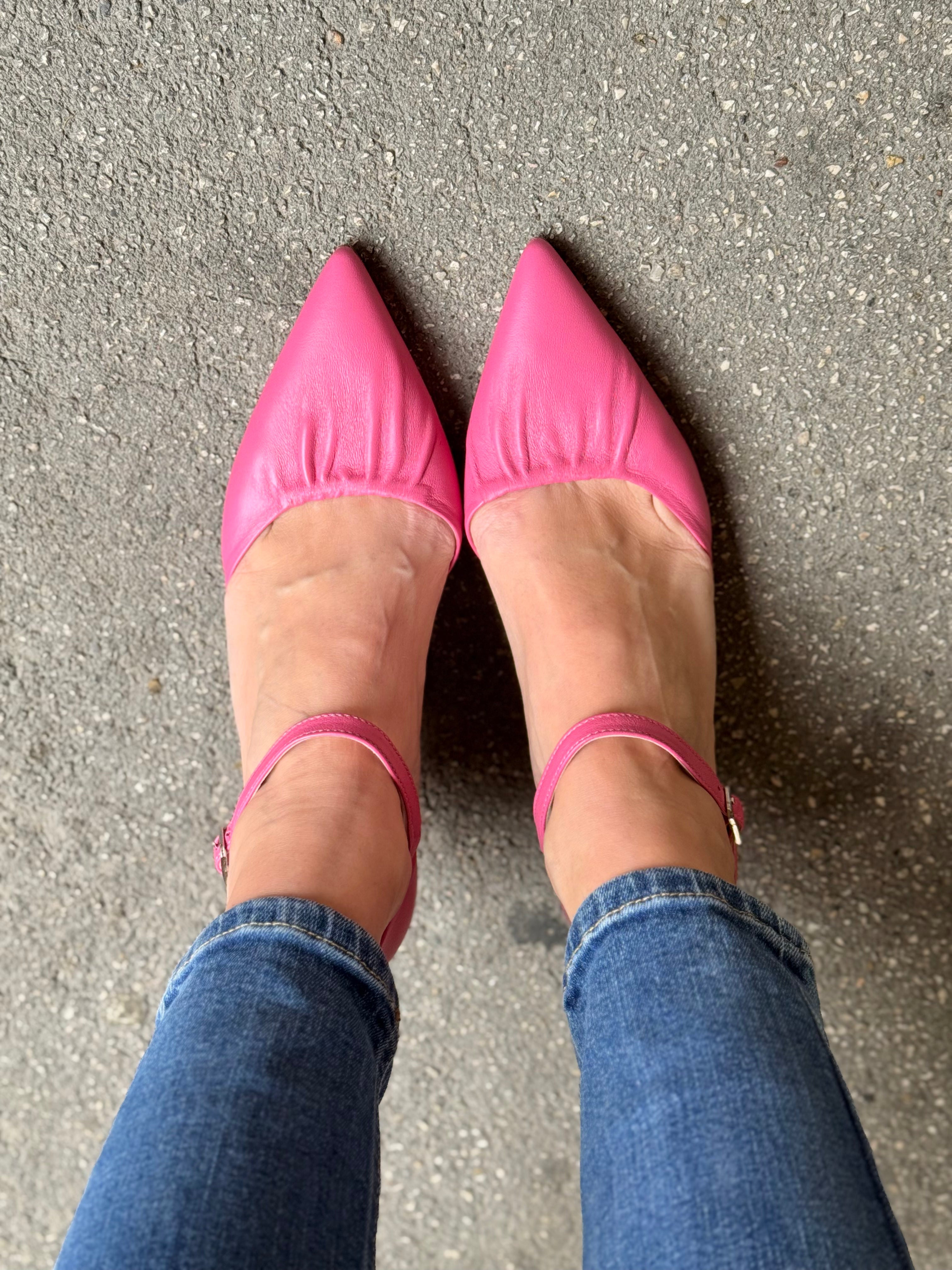 Image of Paulette Pink decollete in nappa guantino rosa con cinturino tacco 6cm artigianale marchigiano