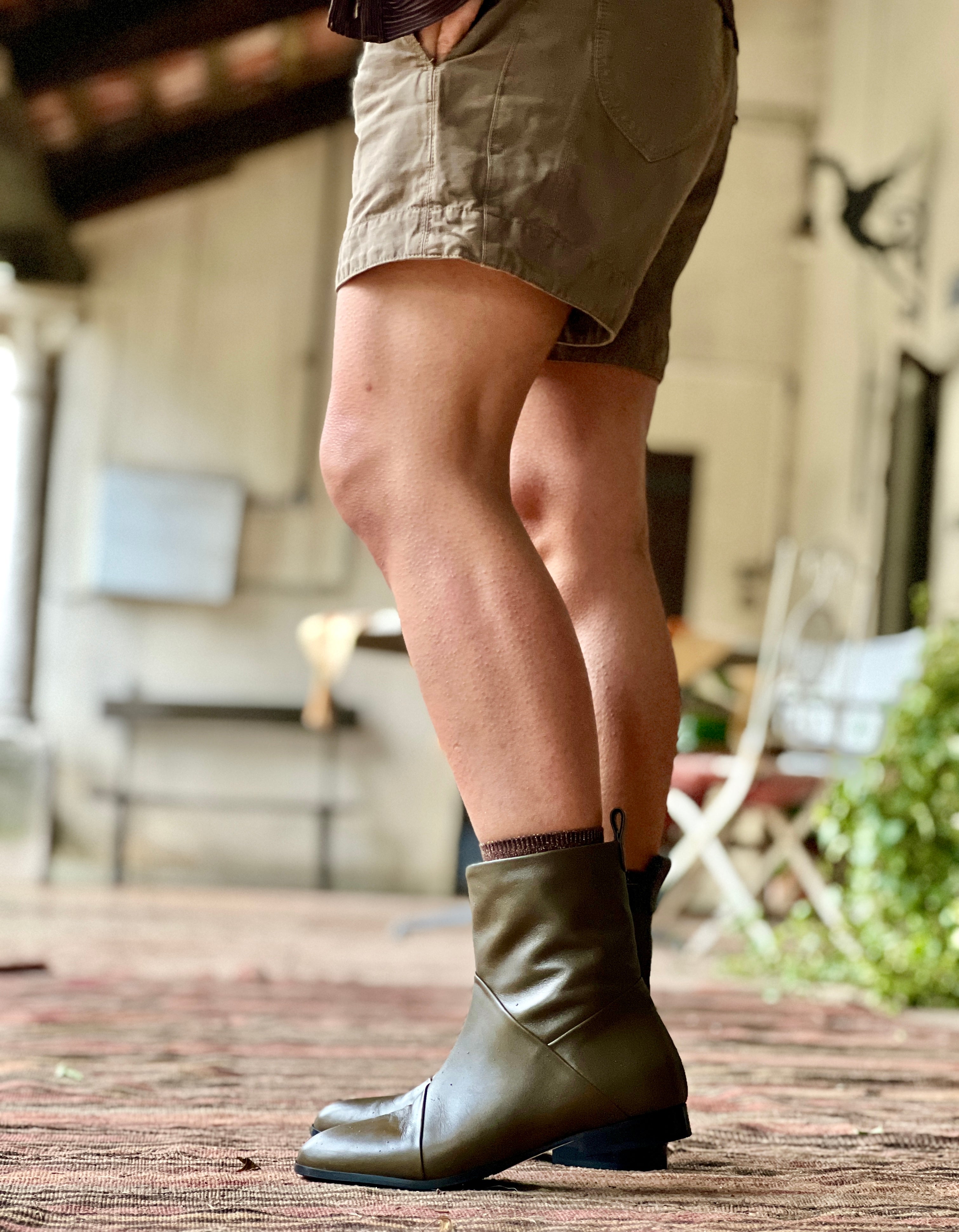 Image of Philò Green stivaletto in pelle verde scuro artigianale marchigiana