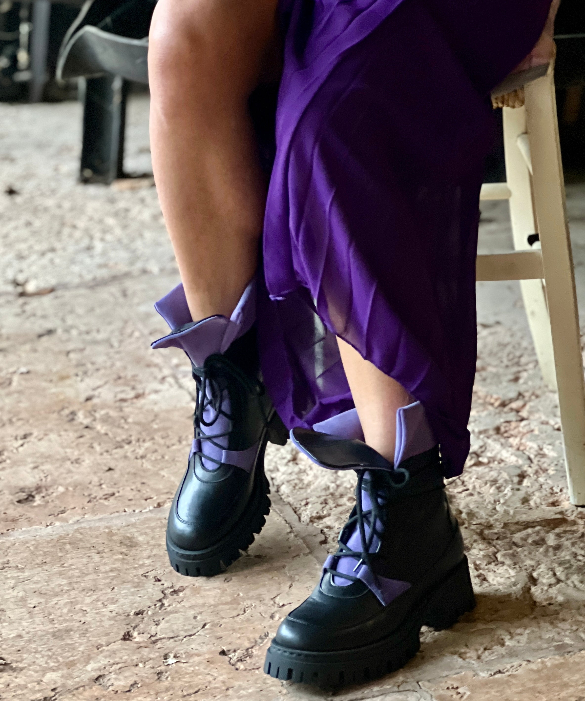 EtaBeta Black anfibio sportivo in pelle nera artigianale marchigiano