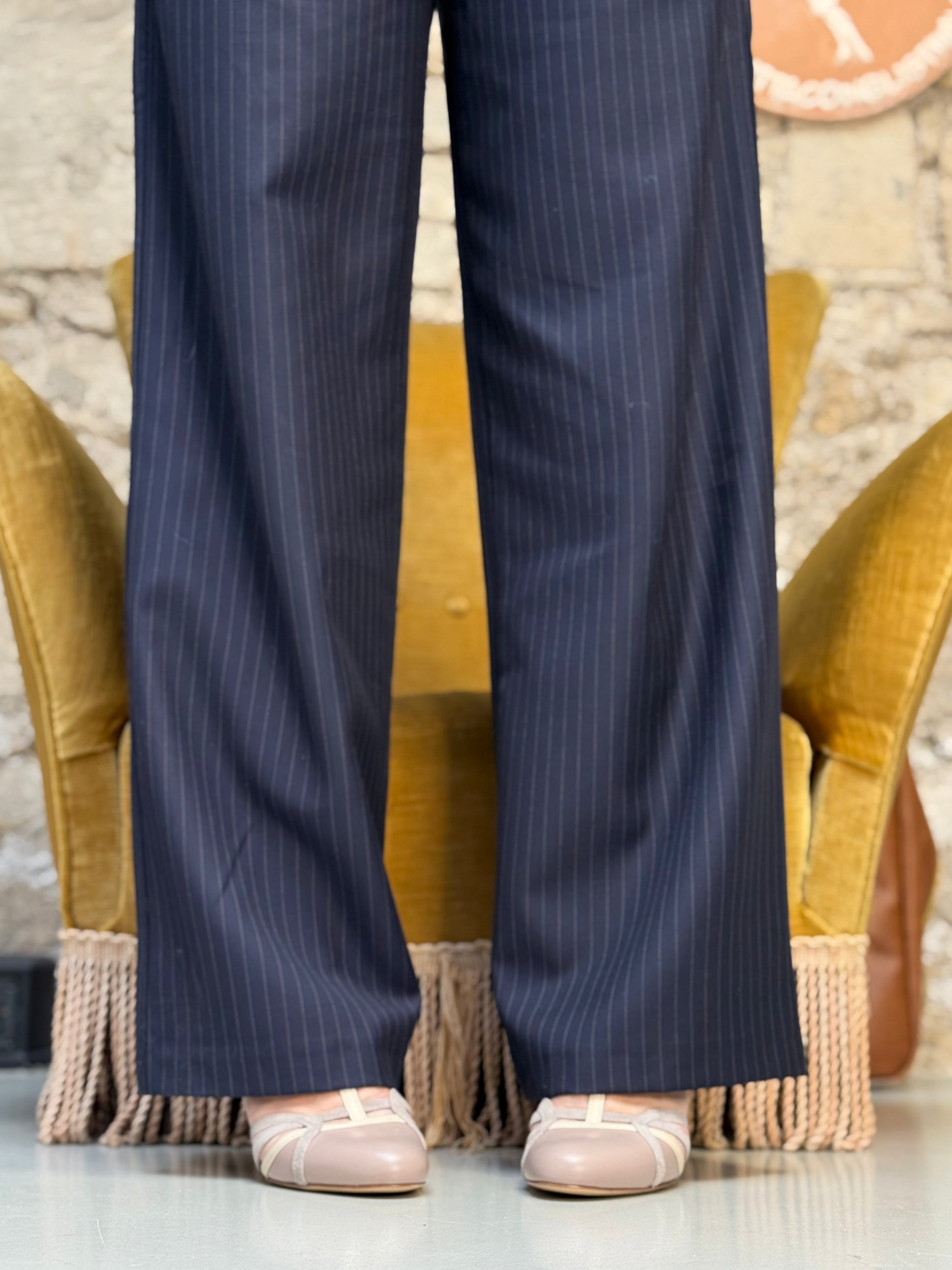 Image of Alika Nude decollete t-bar in pelle nude con cinturino stile vintage tacco 7 cm artigianale marchigiana