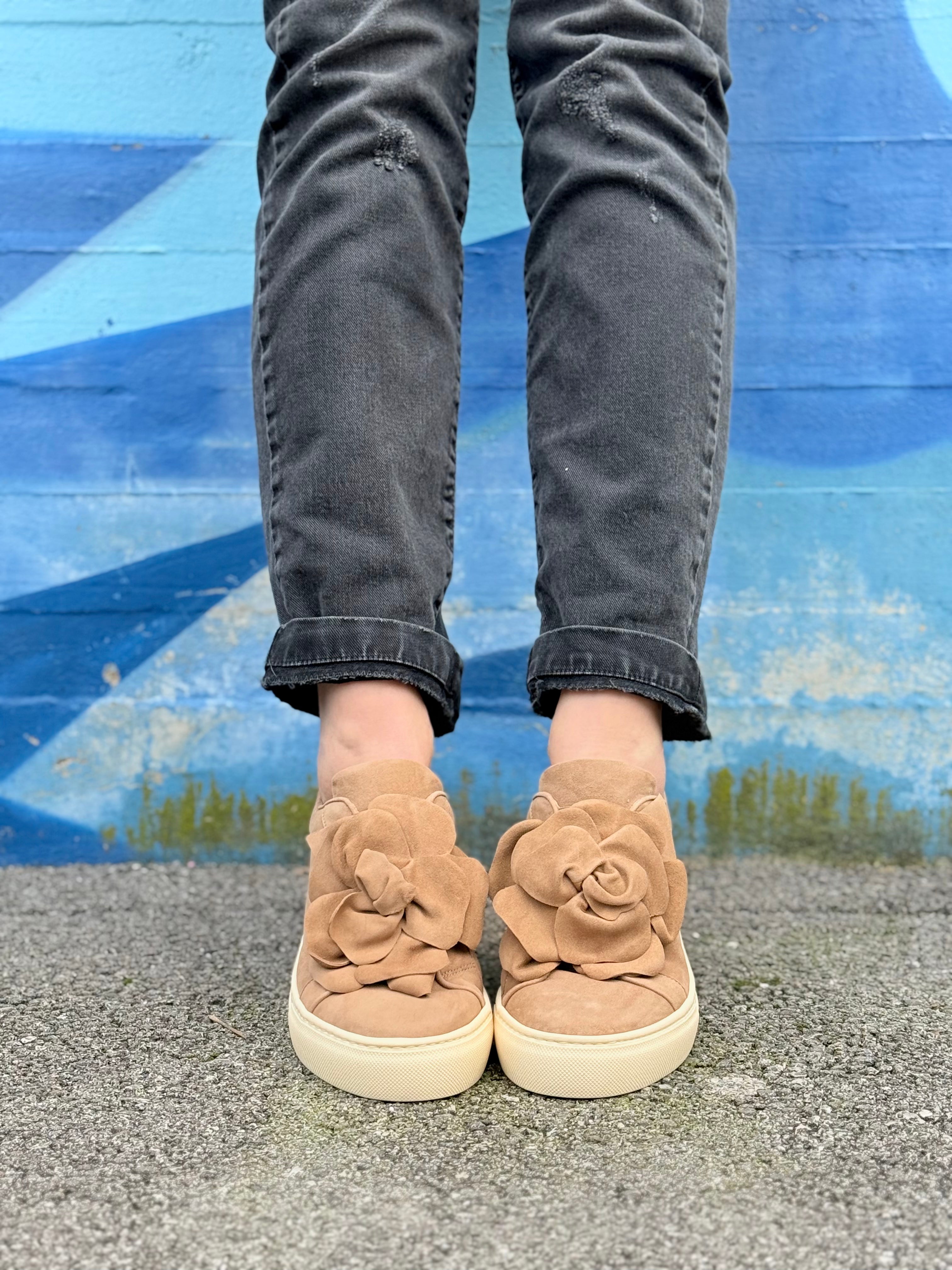 La Gatta Con Gli Stivali