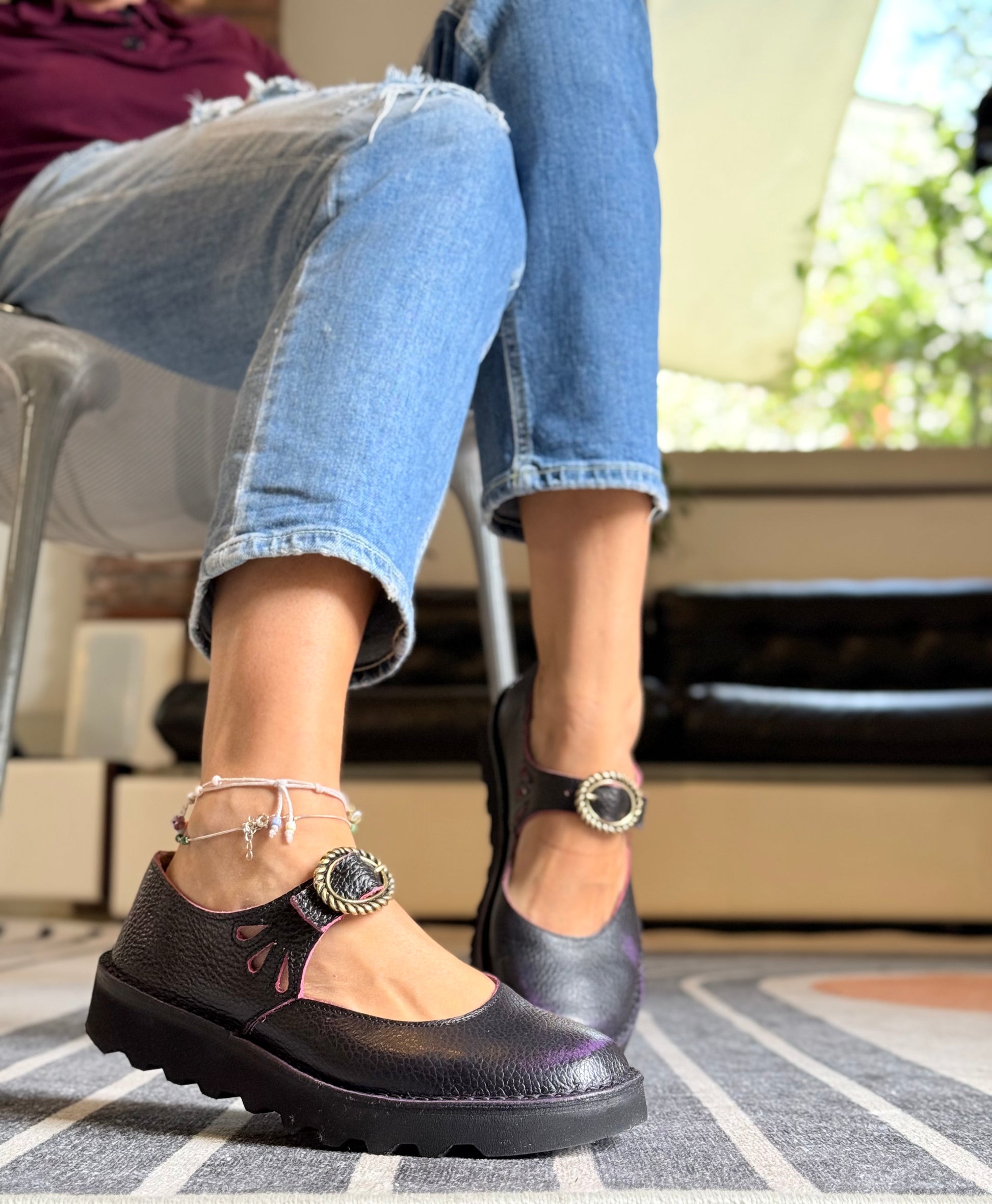 Sgaia Purple scarpa bassa in pelle viola e suola in vibram artigianale toscana