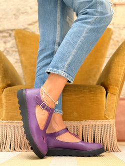 Image of Ciacola Purple bebe con occhietti in pelle viola artigianale toscana