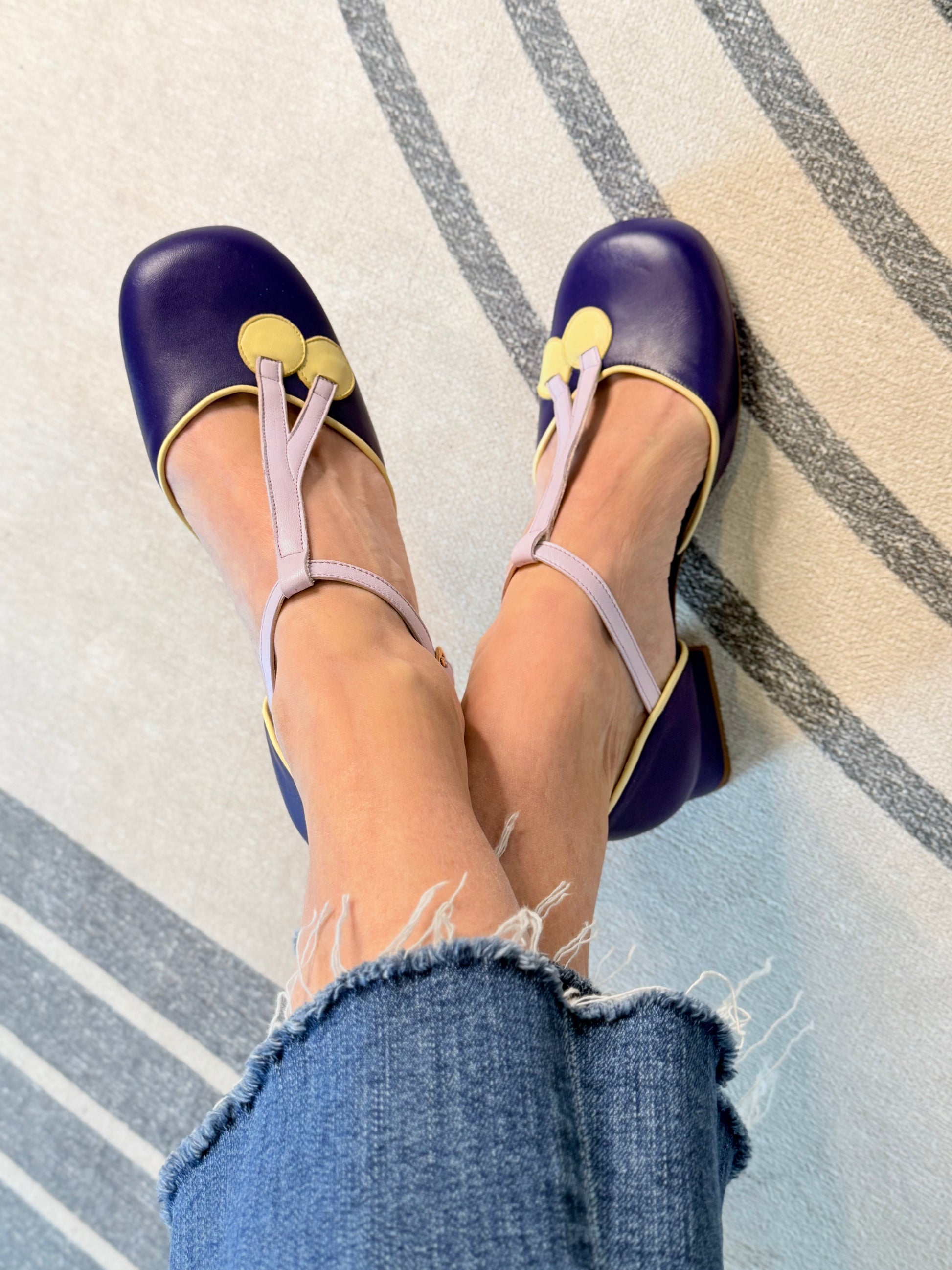 Maraska Purple d'orsay in nappa viola aperta ai lati tacco 3 cm artigianale marchigiana