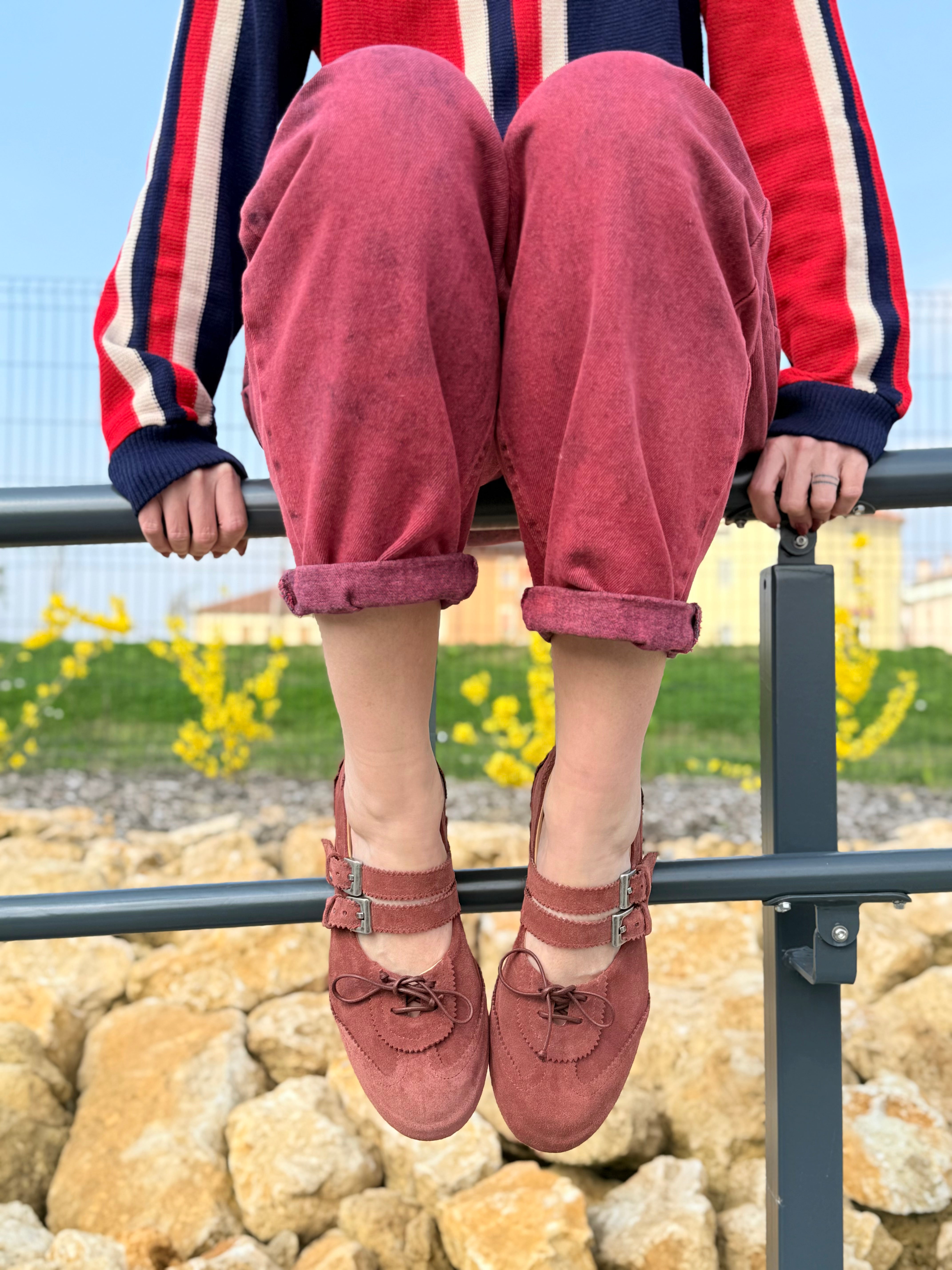 Image of Bulky Brick sneakers con doppia fibbia in camoscio mattone artigianale marchigiana