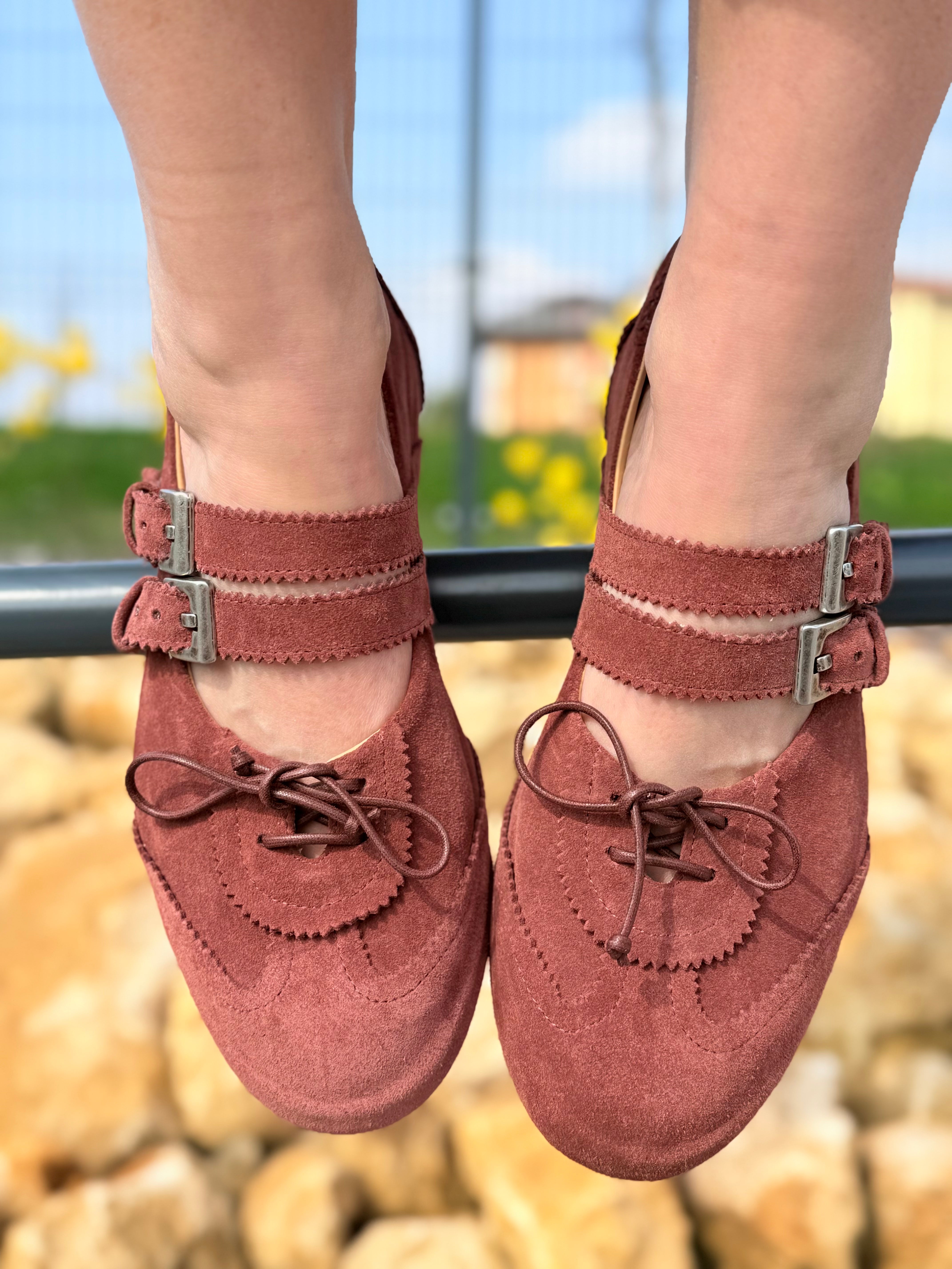 Image of Bulky Brick sneakers con doppia fibbia in camoscio mattone artigianale marchigiana