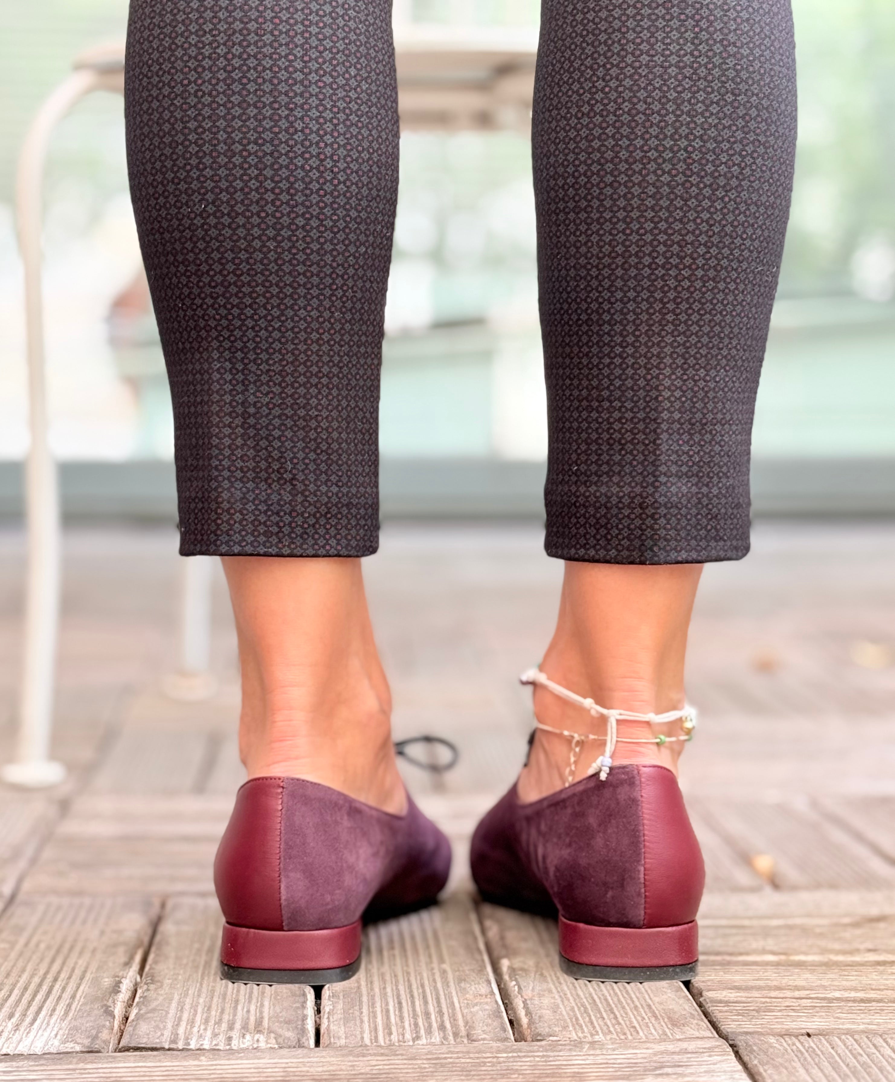 Image of Jessica Wine scarpina bassa in nappa e camoscio bordeaux artigianale pugliese