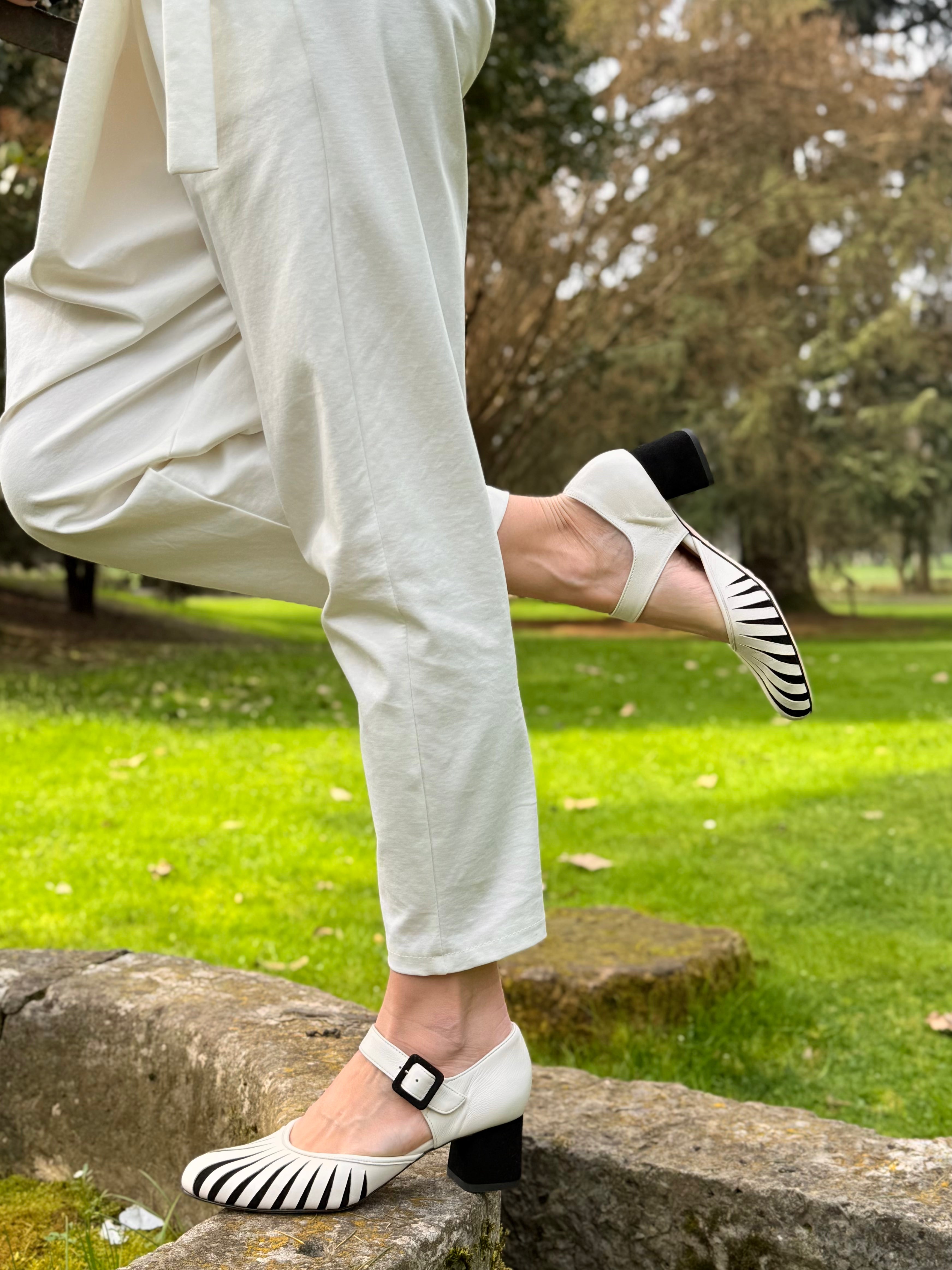 Image of Loren Bw mayjane in nappa avorio e camoscio nero tacco 5 artigianale toscana