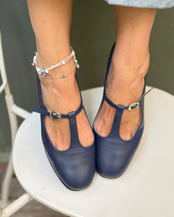 Image of Shirley Blu scarpina bassa in nappa blu tacco 2 artigianale pugliese