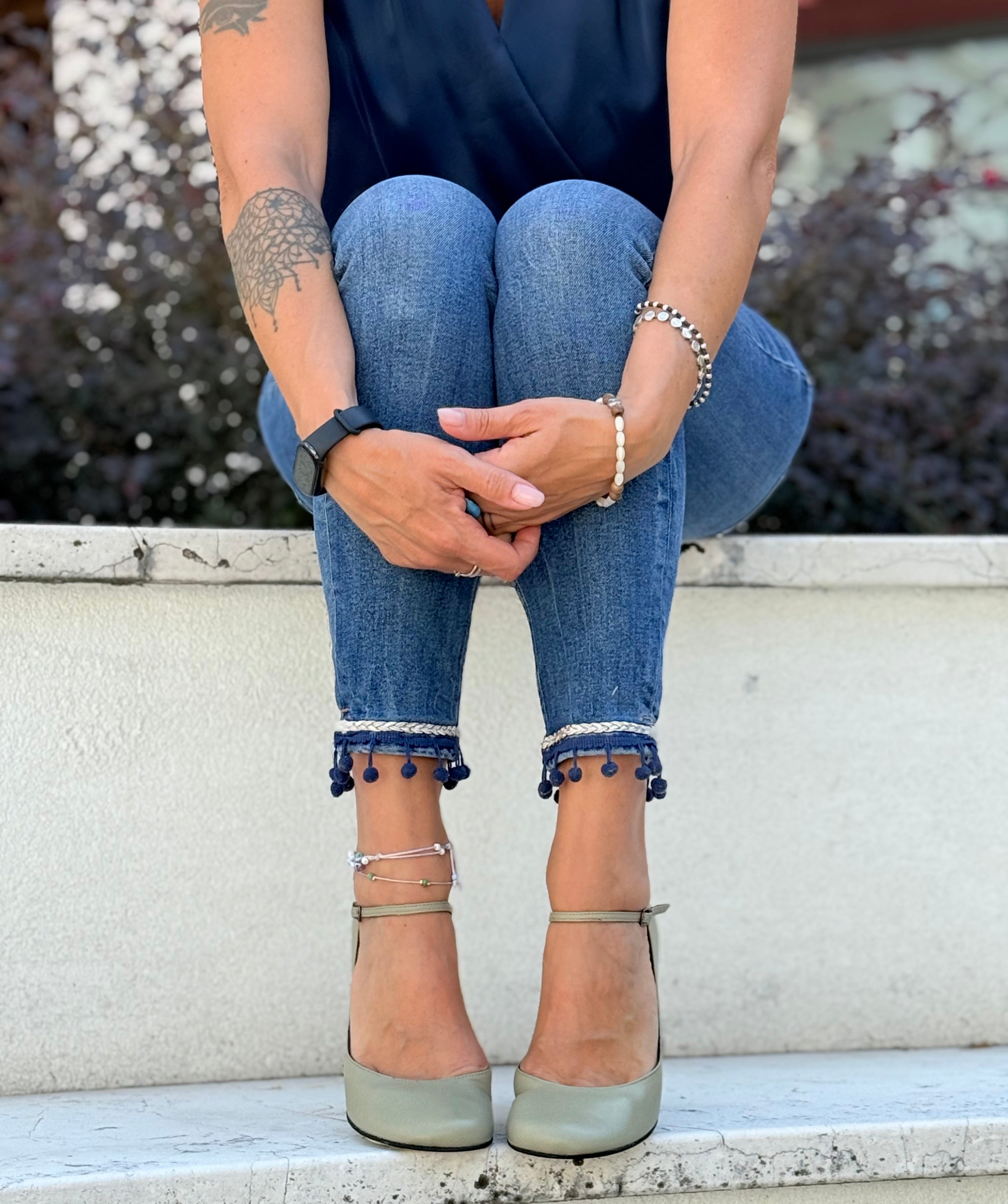 Image of Piper Salvia decolleteè in nappa verde con cinturino tacco 8 artigianale marchigiana