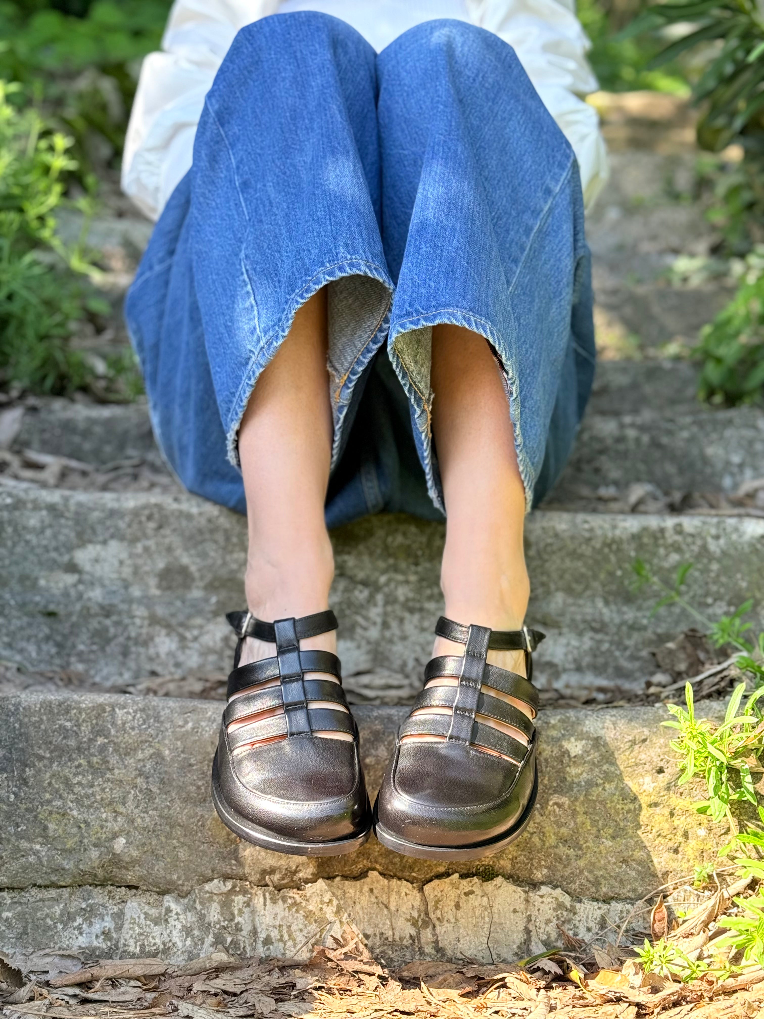 Image of Fratac Black scarpa bassa in nappa nera tacco 2 artigianale lagattaconglistivali