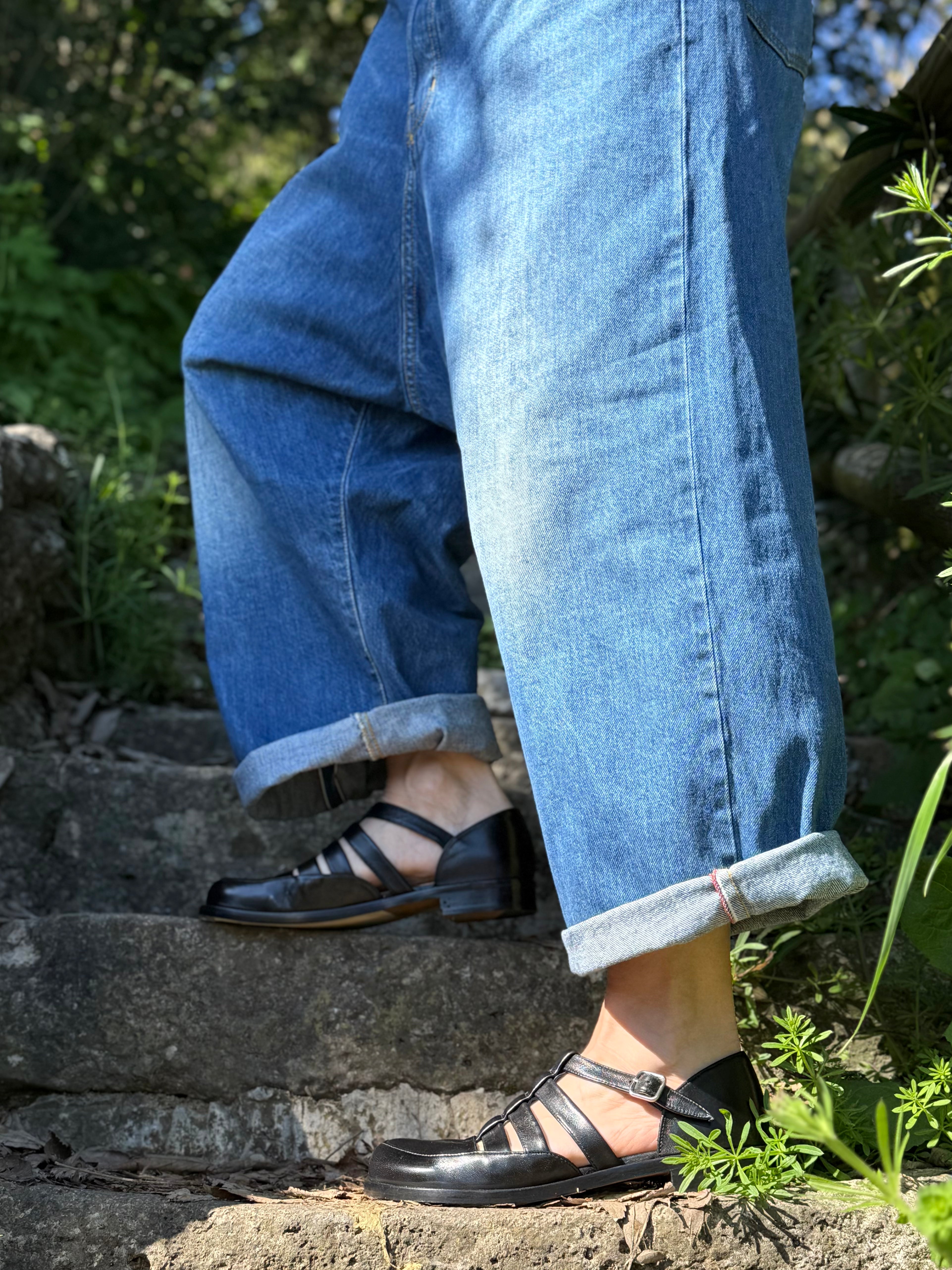 Image of Fratac Black scarpa bassa in nappa nera tacco 2 artigianale lagattaconglistivali