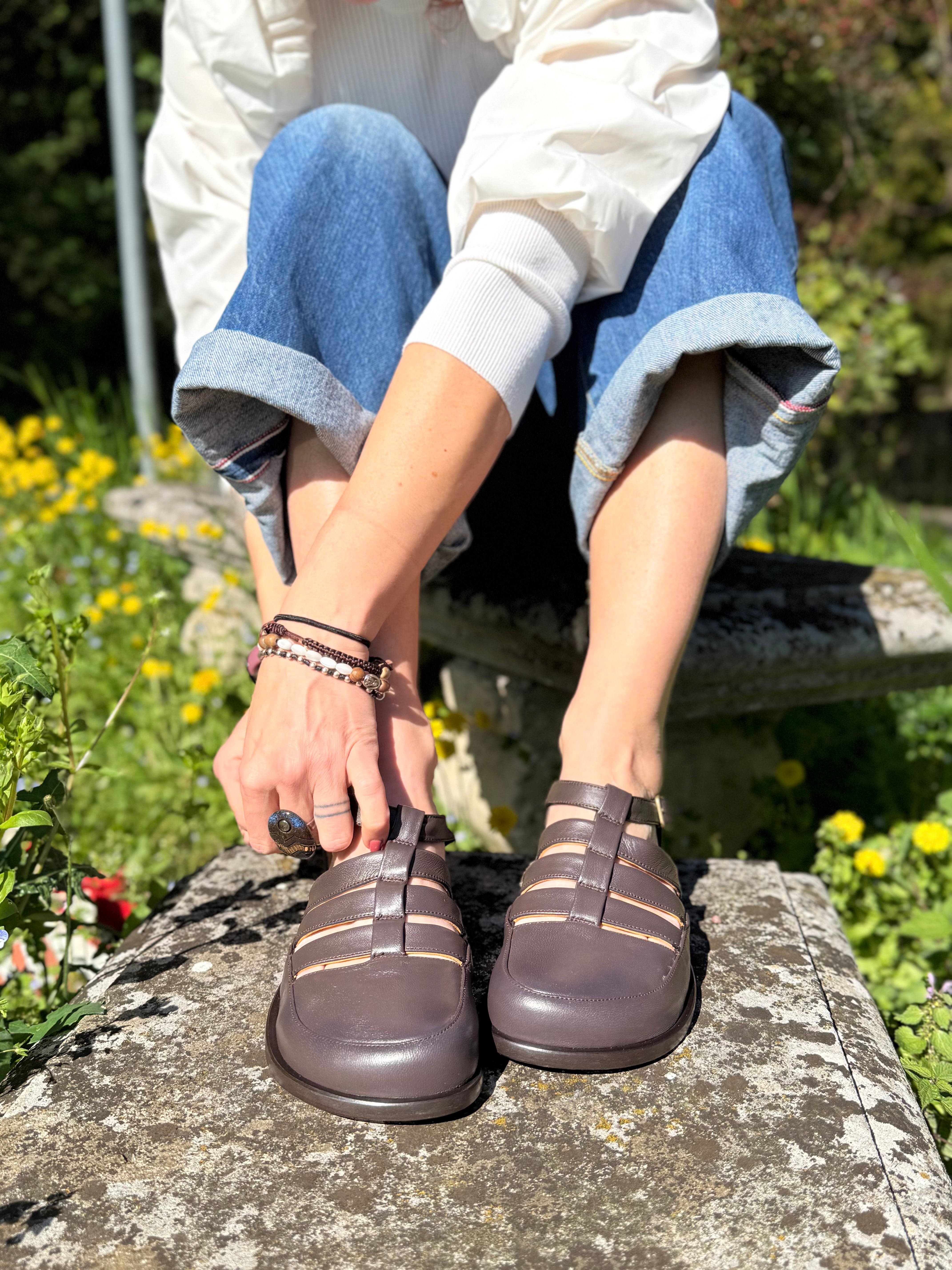 Image of Fratac Coffee scarpa bassa in nappa marrone tacco 2 artigianale lagattaconglistivali