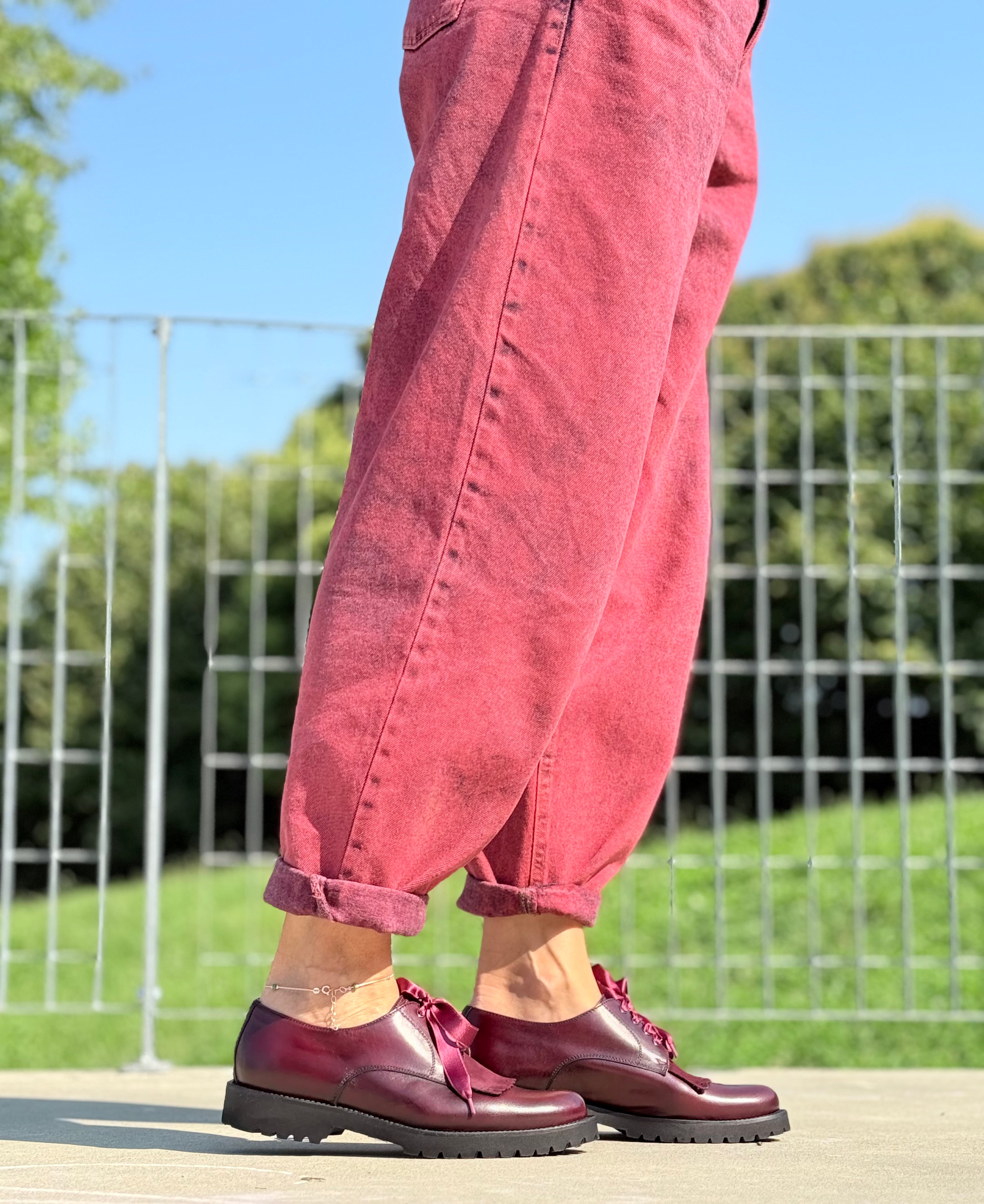 Tiger Bordeaux scarpa bassa allacciata in nappa bordeaux artigianale marchigiana