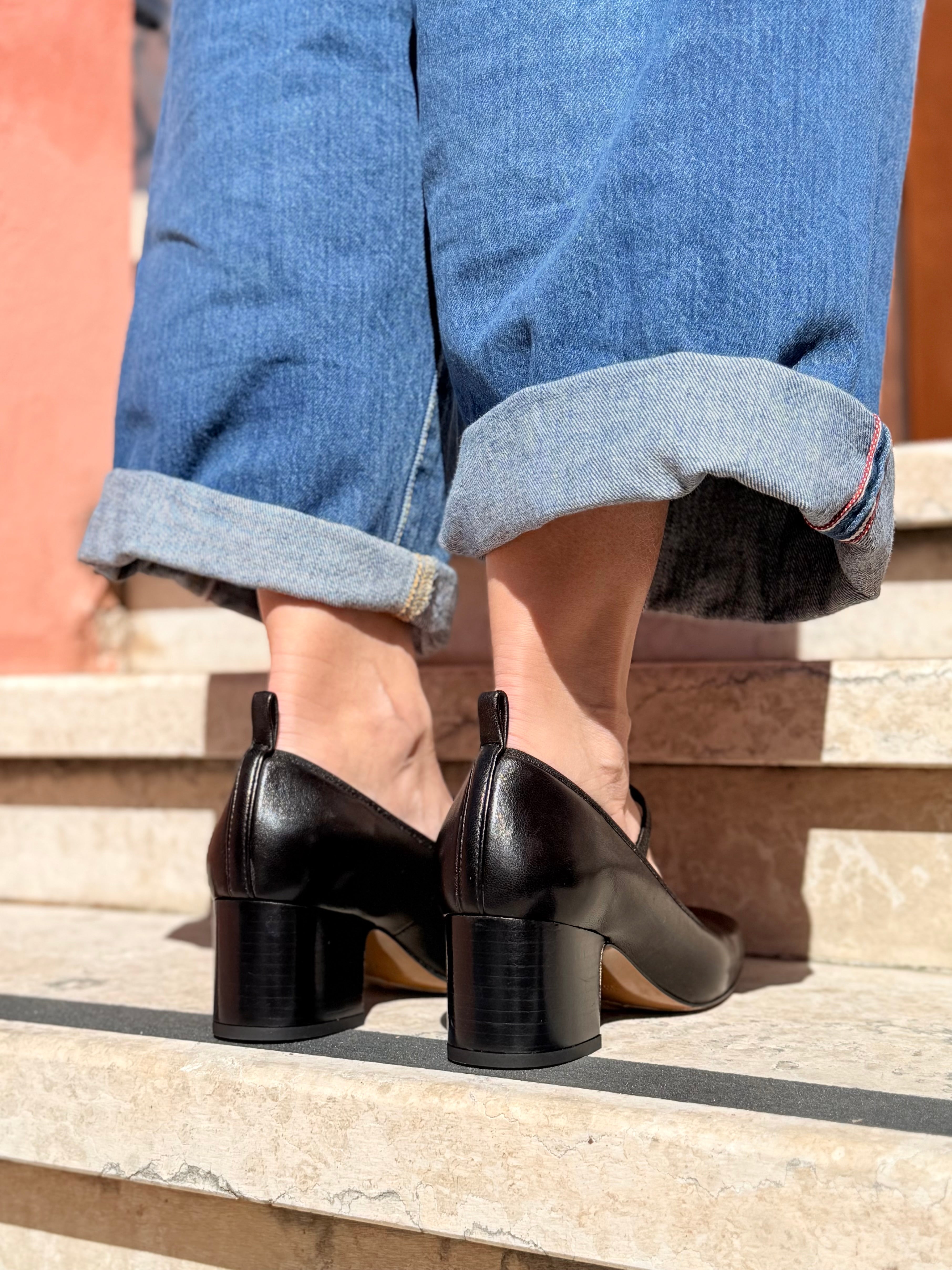 Image of Kyoto Black decolletee con elastico in nappa nera - tacco 5 - lagattaconglistivali